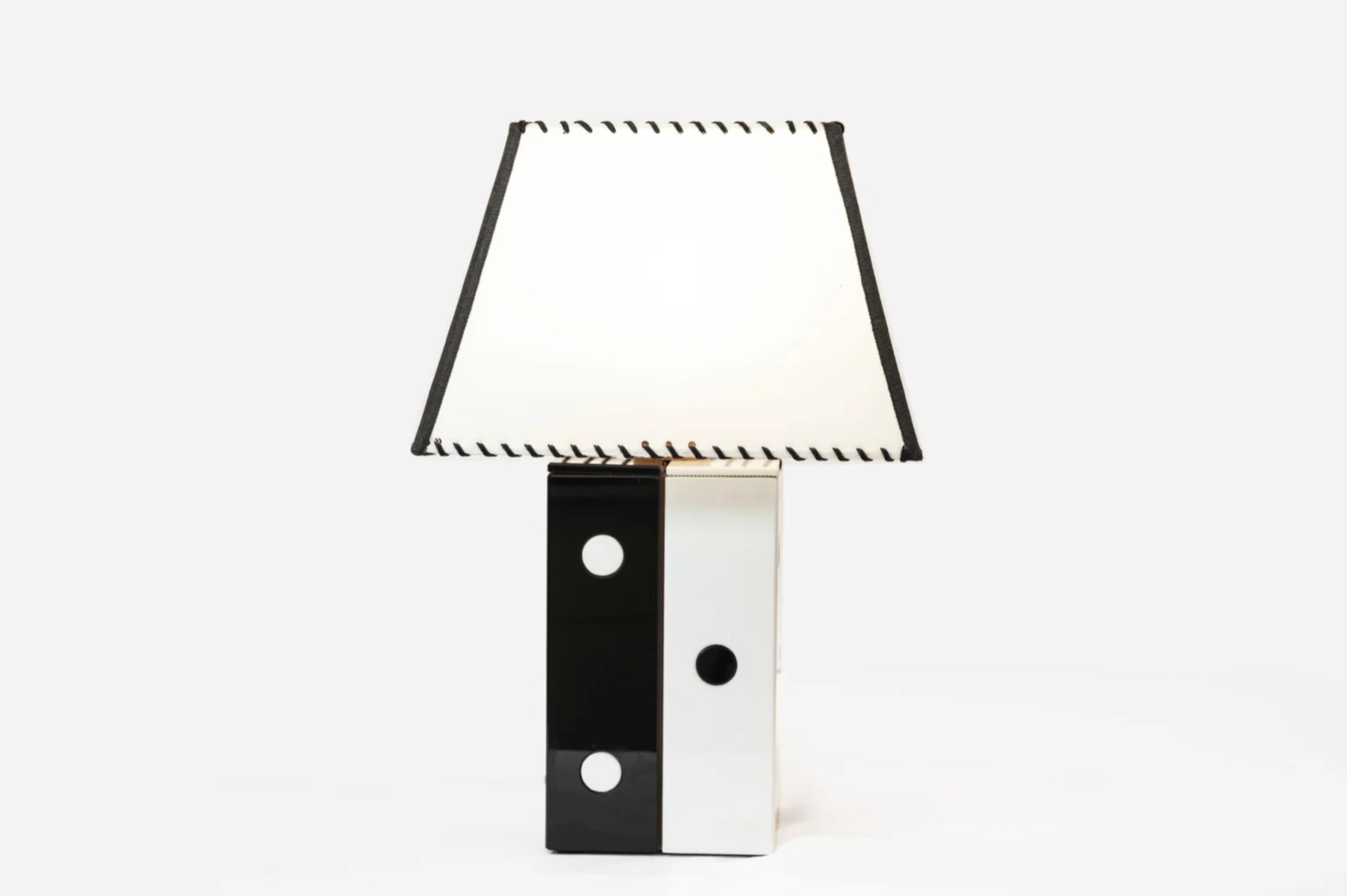 Paire de lampes de table italiennes Pois noir et blanc 1960 circa Bon état - En vente à Milano, IT
