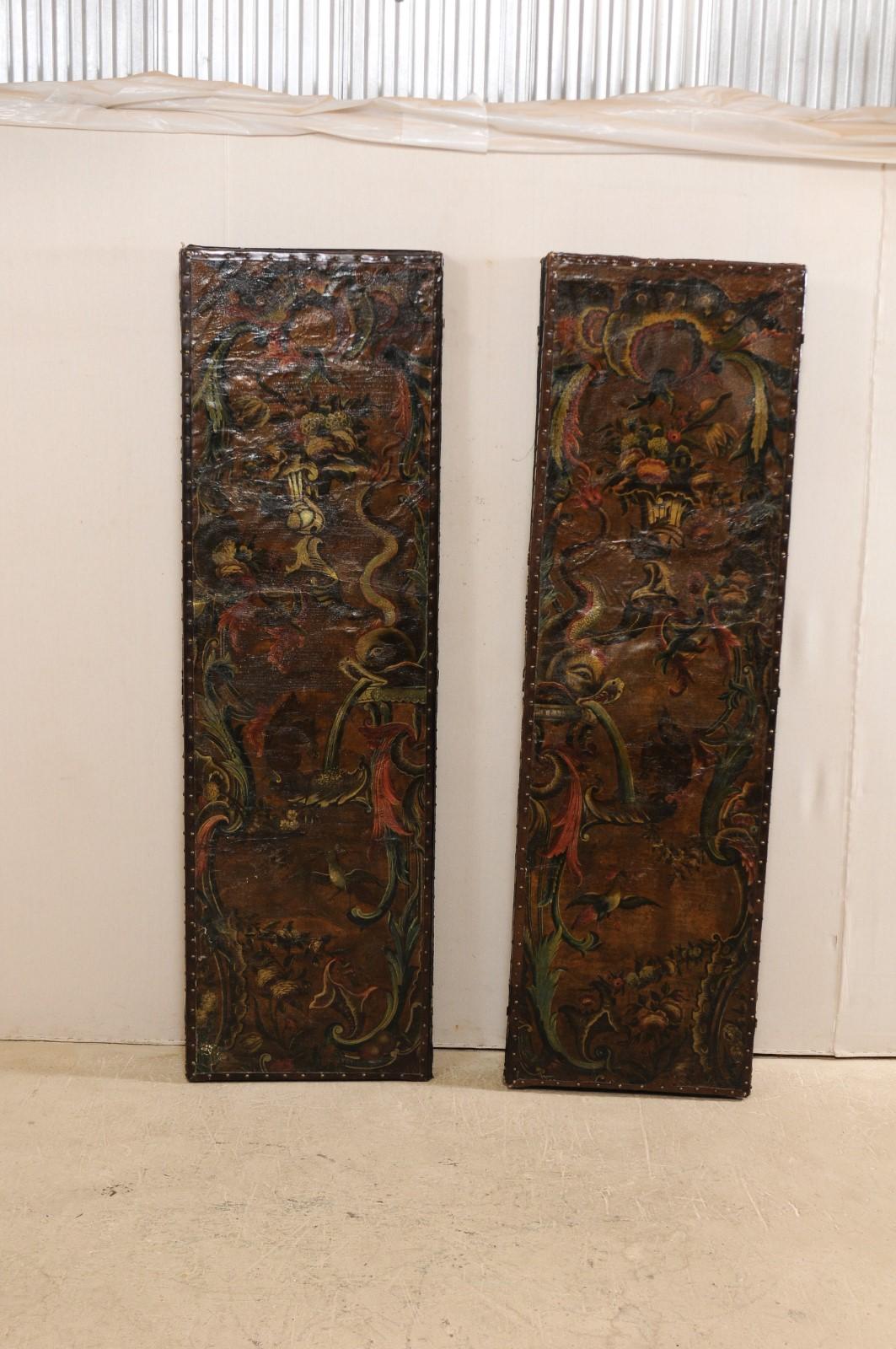 Italian Pair of Leather Embossed Room Dividers, Turn of the 17th & 18th Century For Sale 10