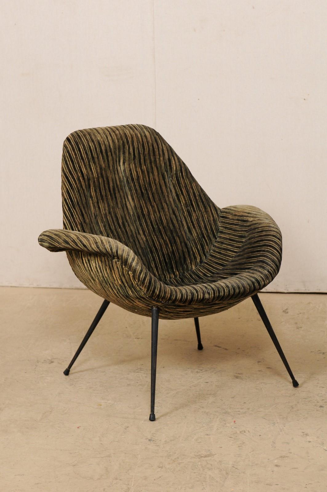 20th Century Italian Pair of Mid-Century Modern Club Chairs, Upholstered with Iron Legs