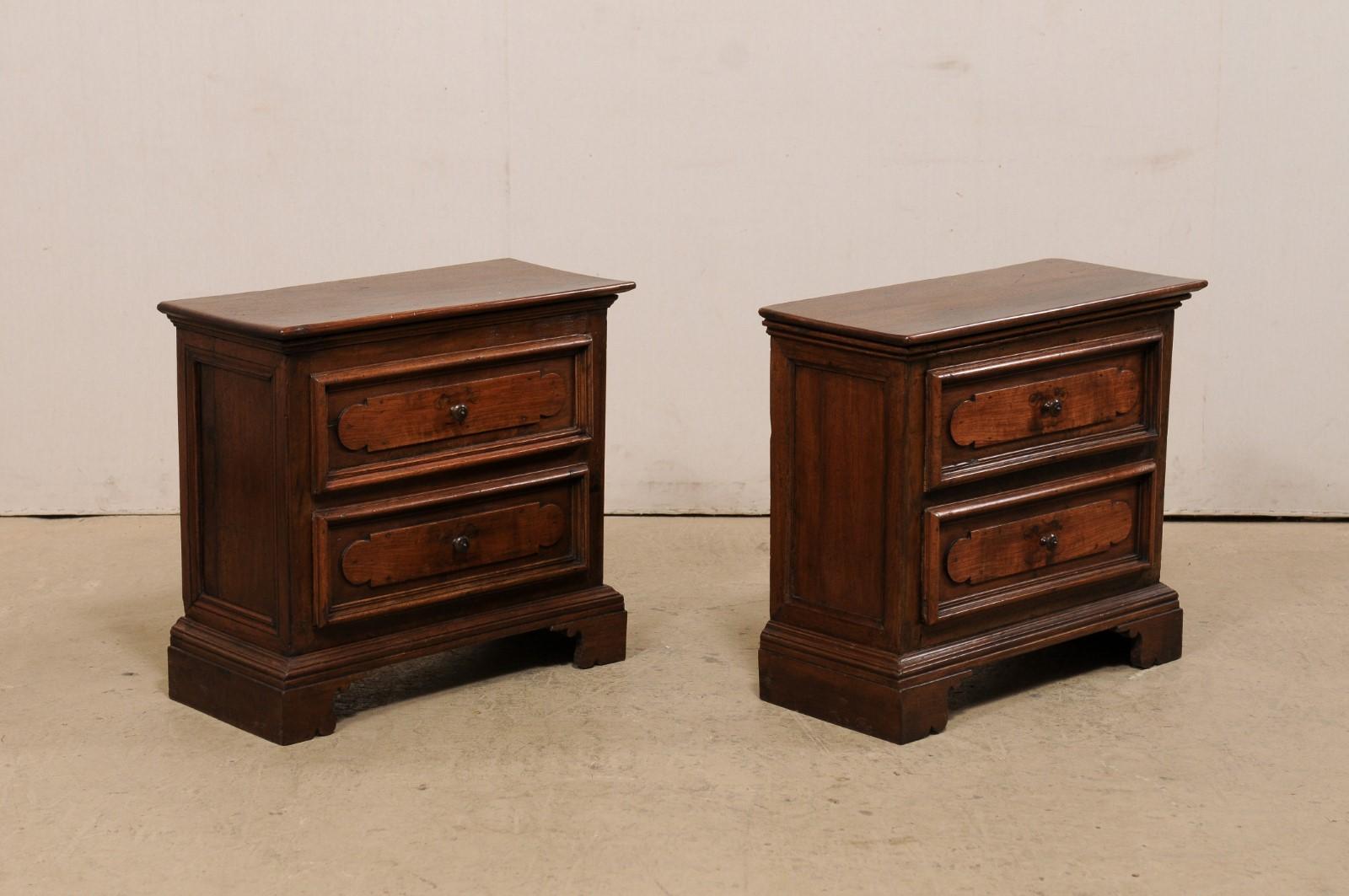 20th Century Italian Pair of Walnut Side-Chests with Decoratively Paneled Drawer Fronts For Sale