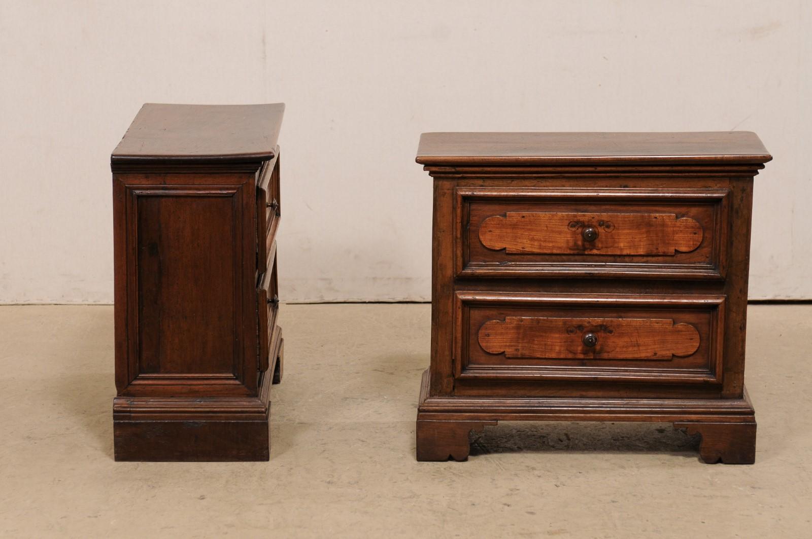 Italian Pair of Walnut Side-Chests with Decoratively Paneled Drawer Fronts For Sale 3