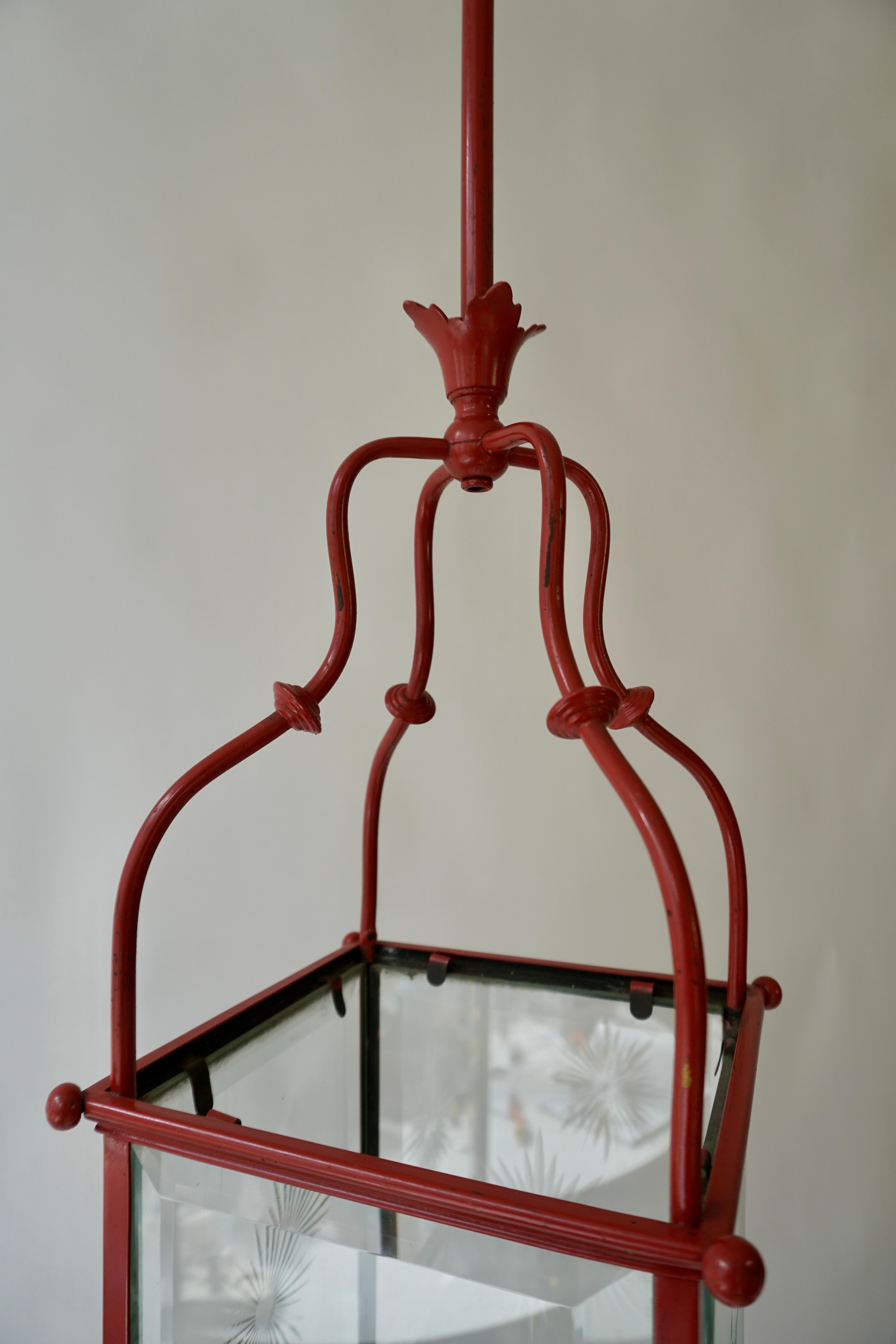 An Italian Red Tole Metal Lantern with Cut Glass, Early 20th C. For Sale 4