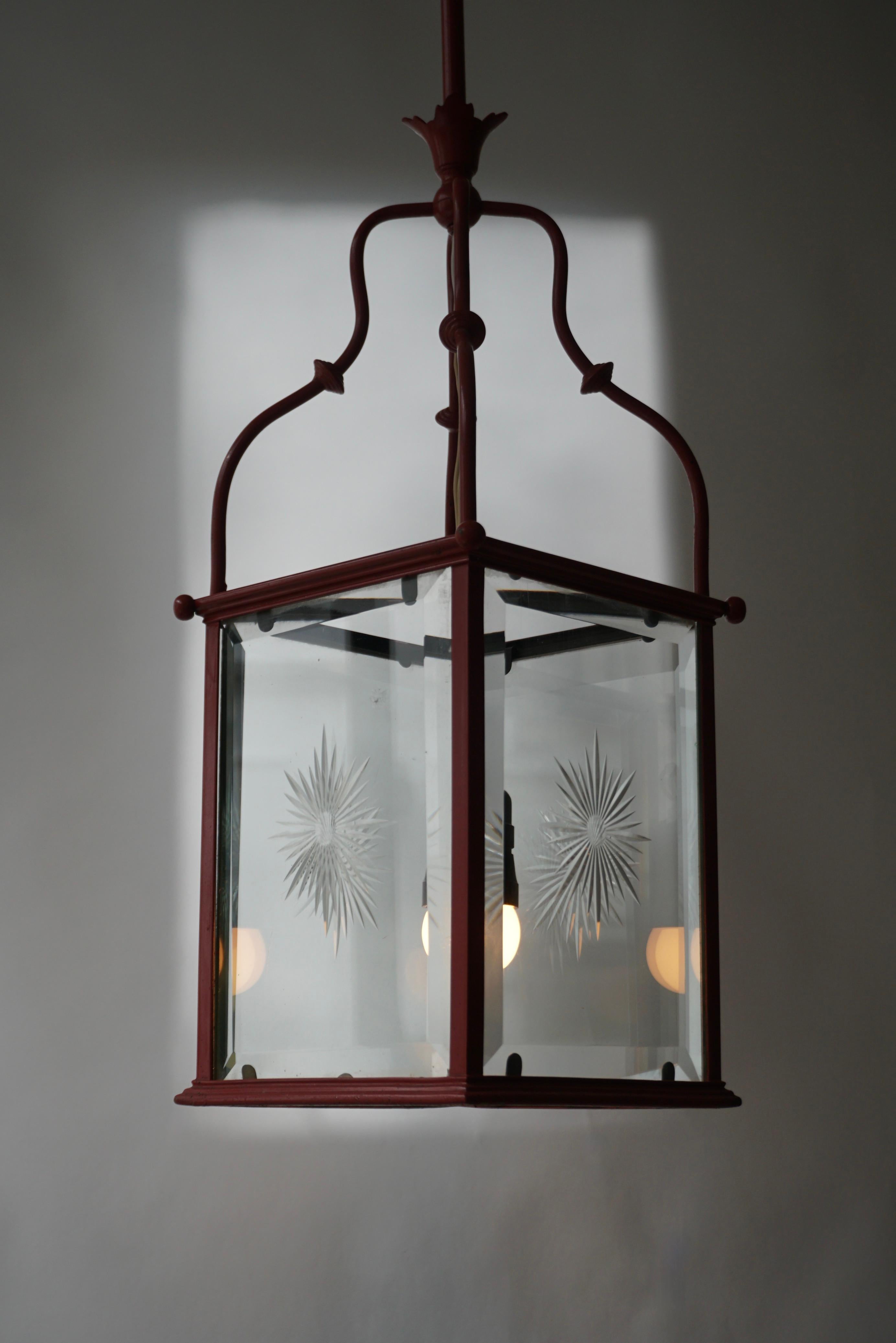 An Italian Red Tole Metal Lantern with Cut Glass, Early 20th C. For Sale 7