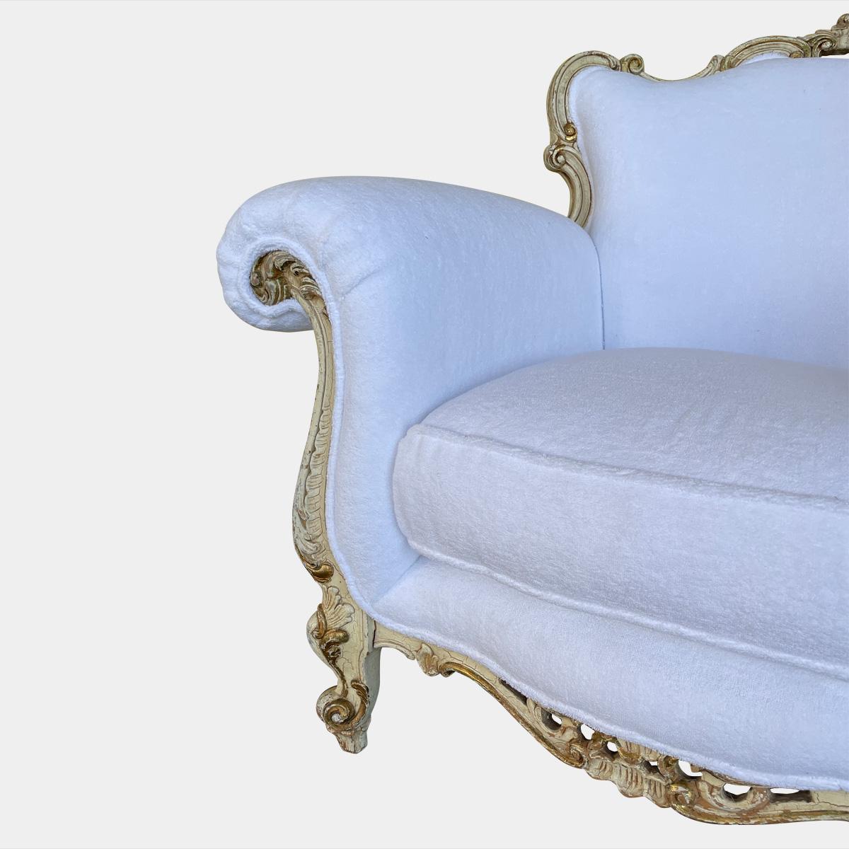 Rococo Fauteuil italien rococo doré à la feuille en vente