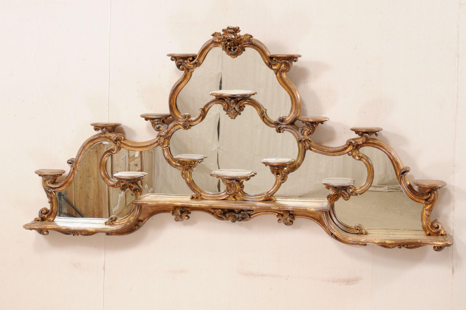 Gilt Italian Rococo Style Wall Étagère with Mirrored Back, 19th Century