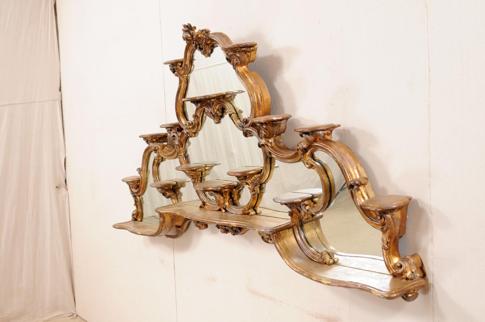 Italian Rococo Style Wall Étagère with Mirrored Back, 19th Century 4
