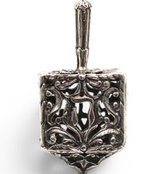 Un dreidel italiano in argento traforato, fine del XX secolo
