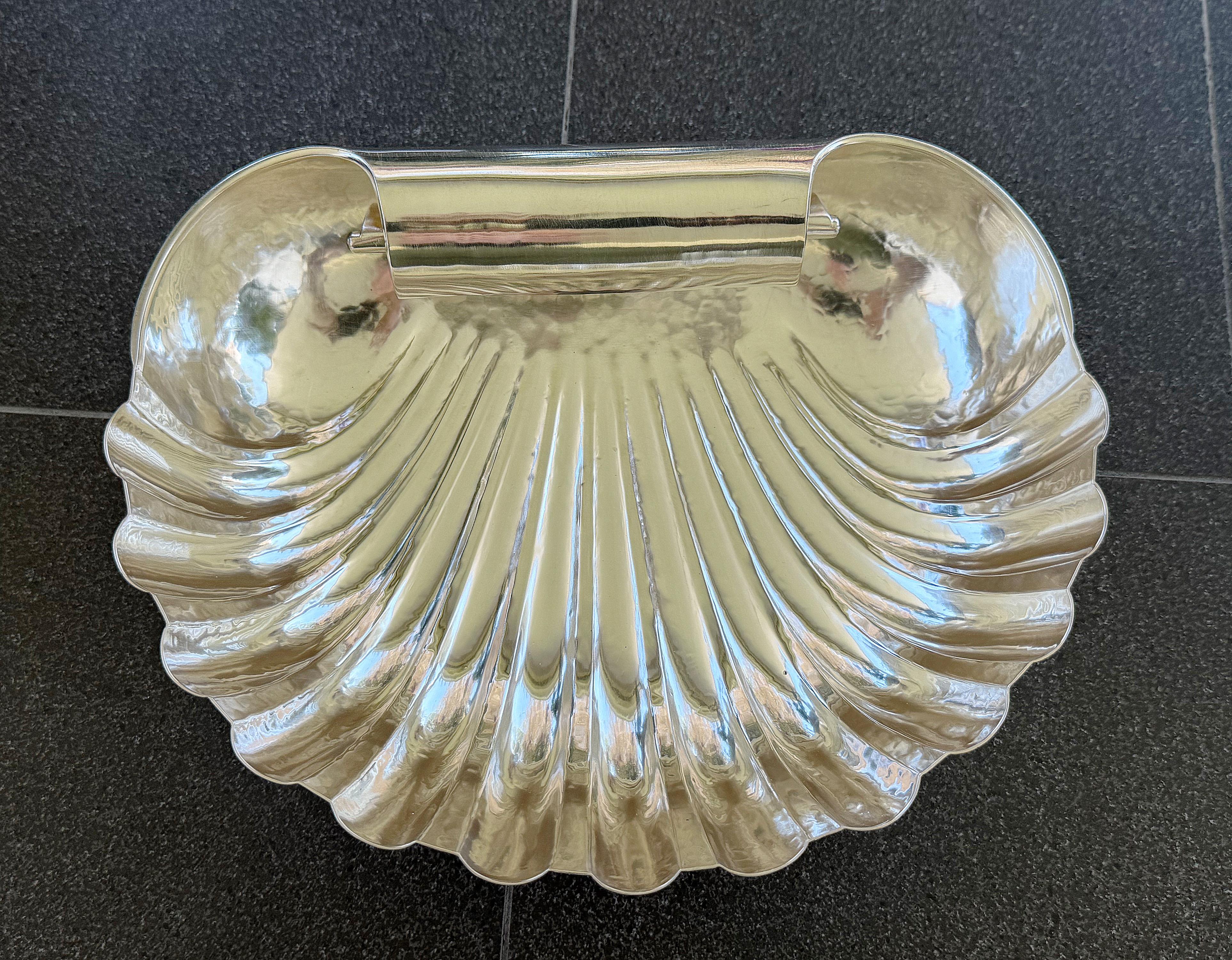 Centro de mesa italiano de plata en forma de concha de Buccellati, S. XX en venta 6
