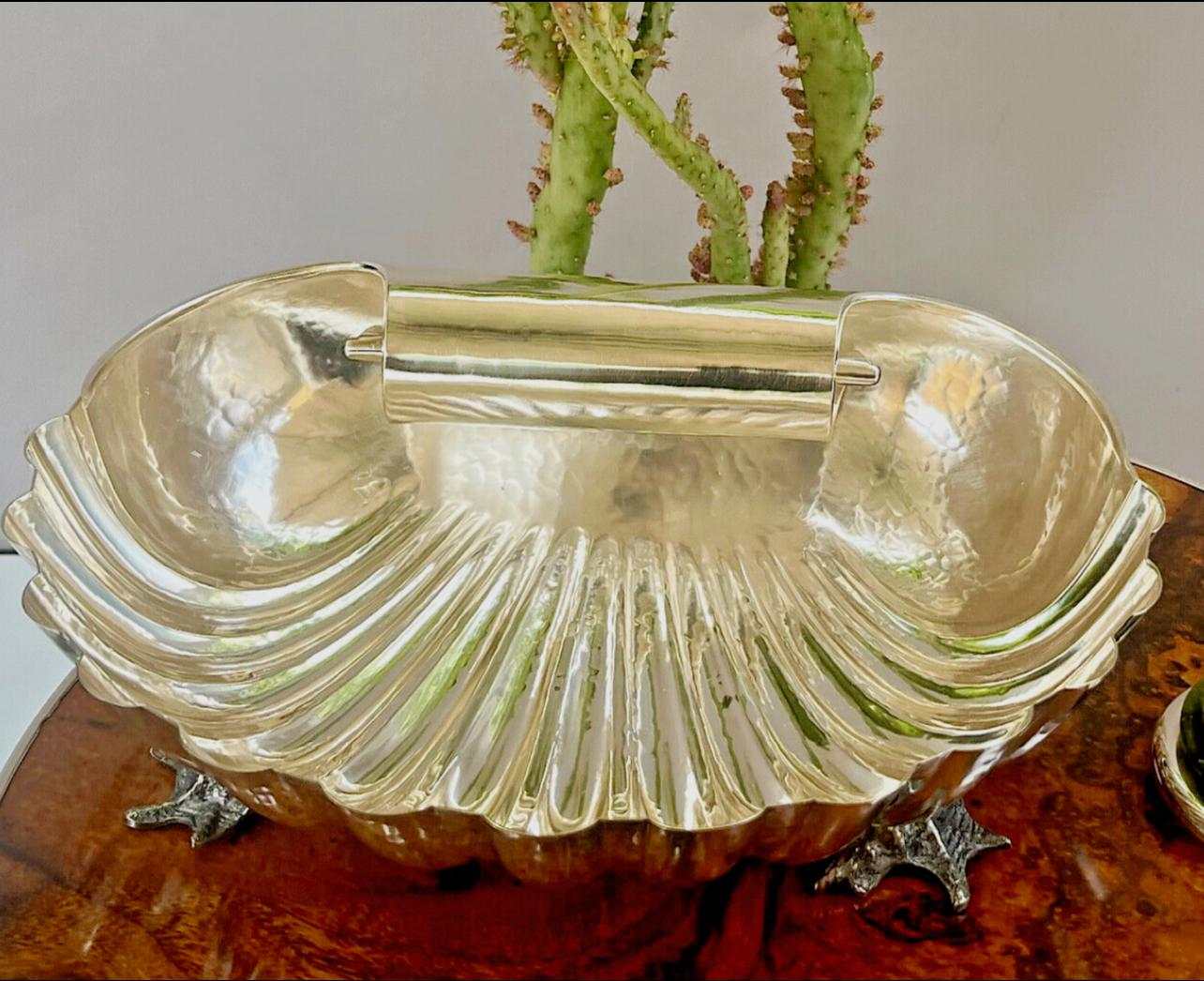 Centro de mesa italiano de plata en forma de concha de Buccellati, S. XX en venta 2
