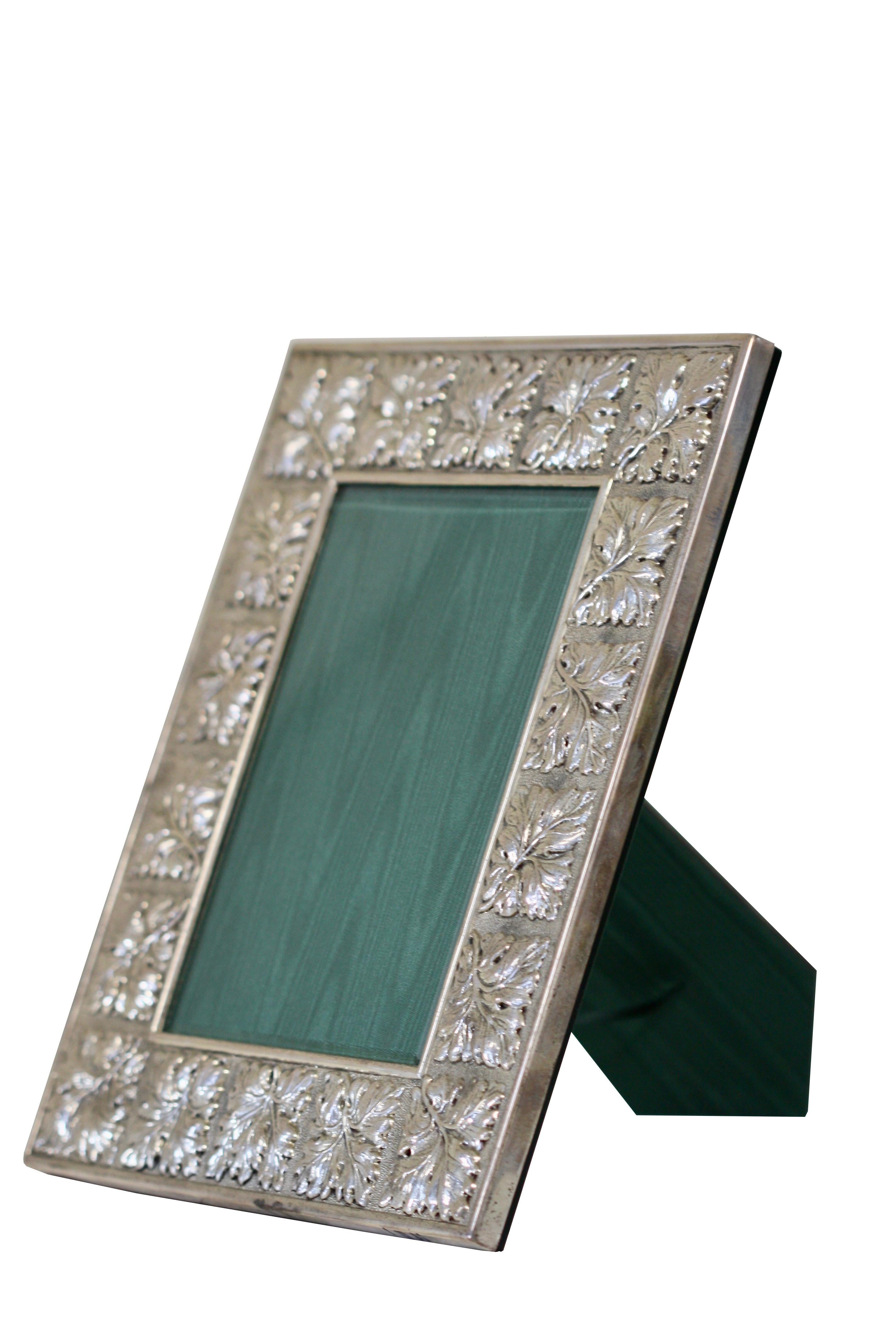 Italian Sterling Silver Picture Frame, Buccellati, Milan In Good Condition In West Palm Beach, FL