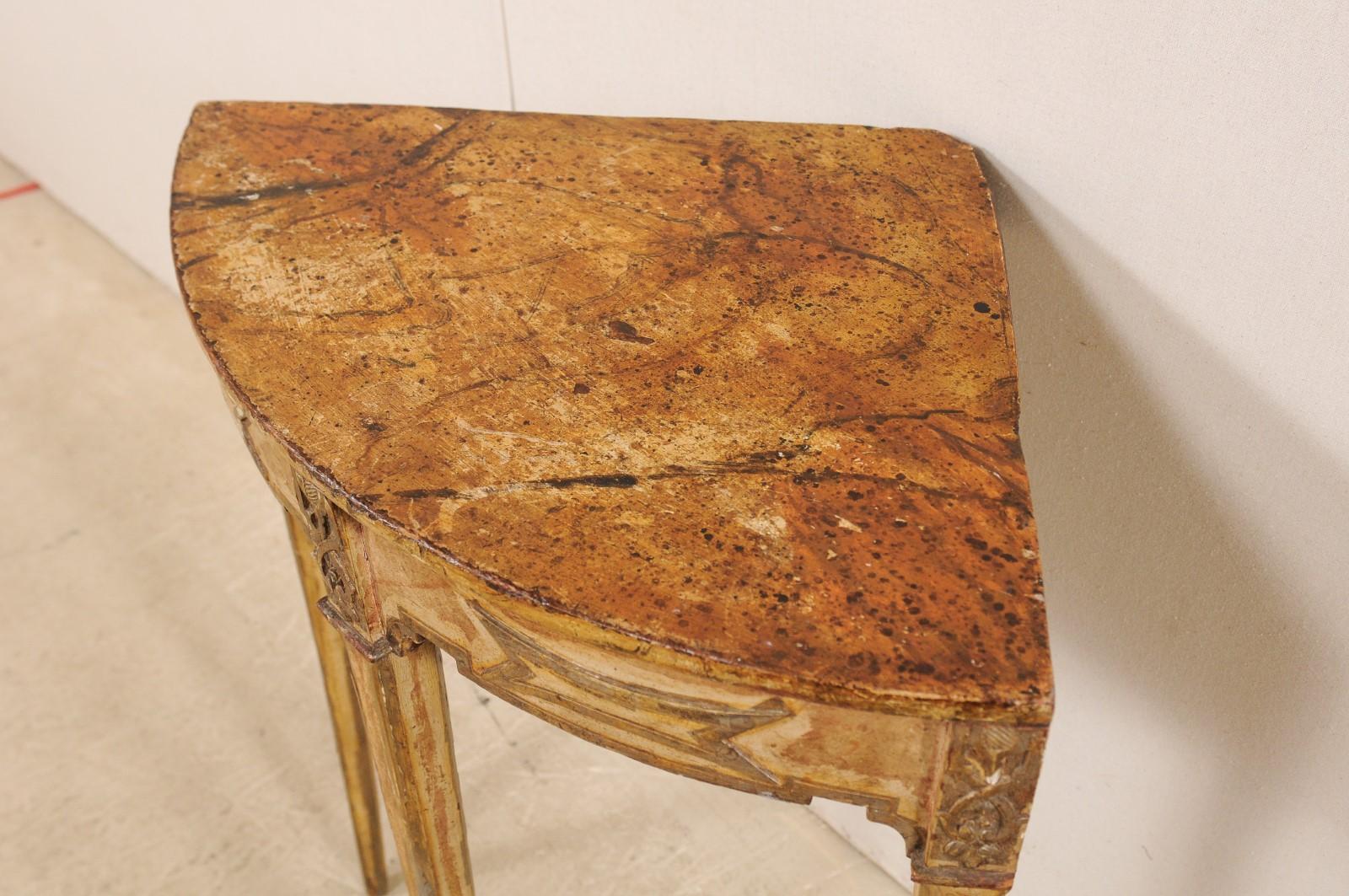 Hand-Carved Italian Three-Legged Corner Table with Faux Marble Painted Top, Mid-20th Century For Sale