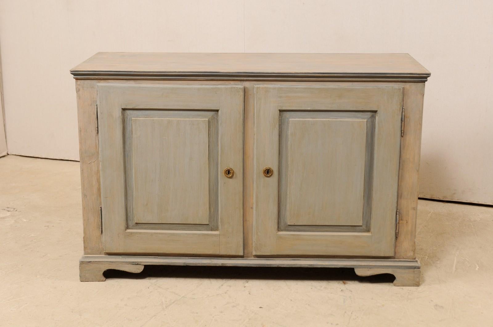 Italian Two-Door Painted Wood Cabinet from the 19th Century In Good Condition In Atlanta, GA