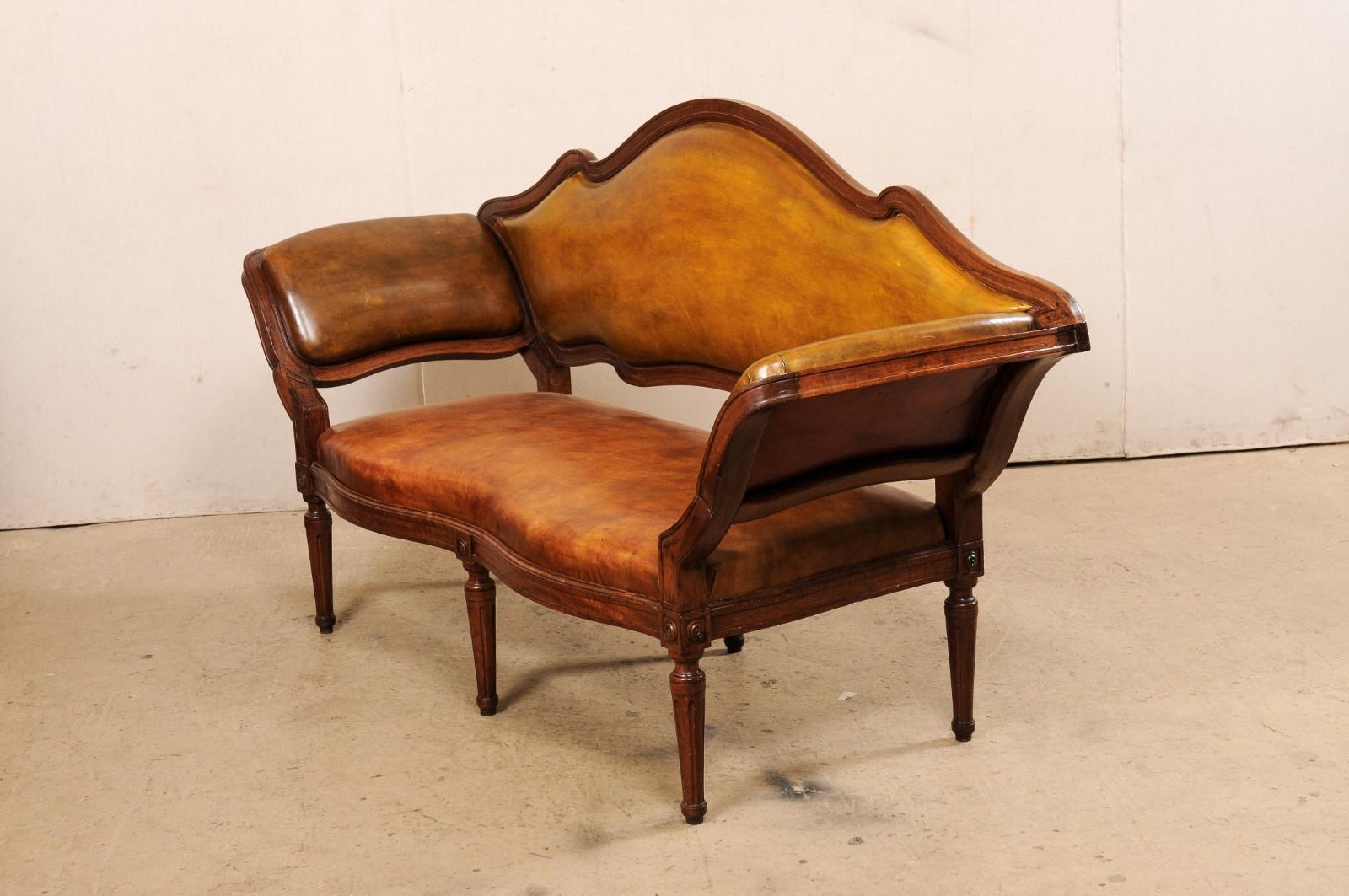 Italian Venetian Leather Upholstered & Carved Wood Settee Sofa, 19th Century For Sale 7