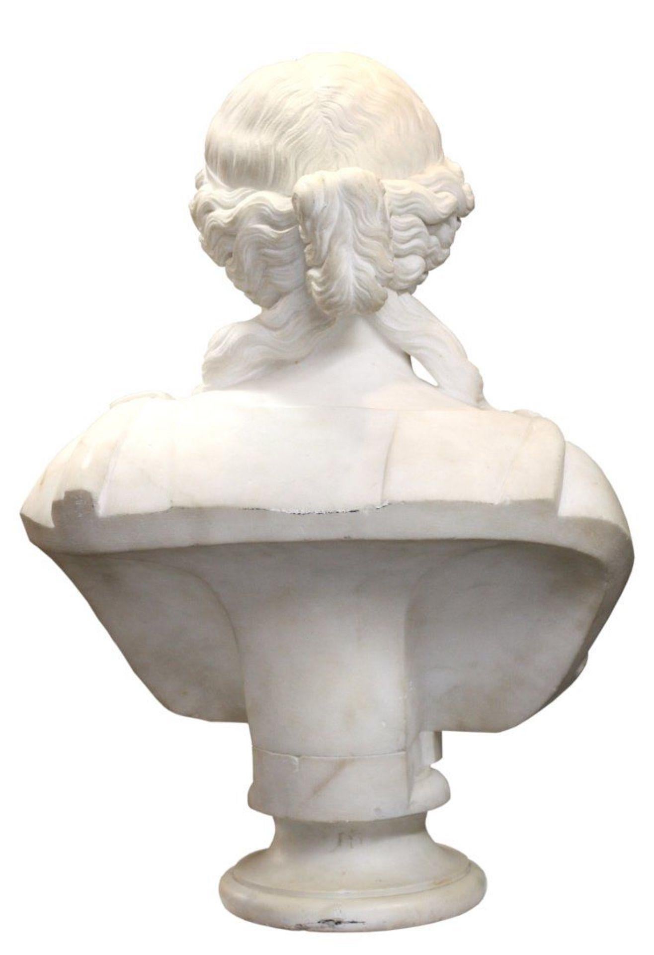 Italian White Marble Portrait Bust of a Lady For Sale 4