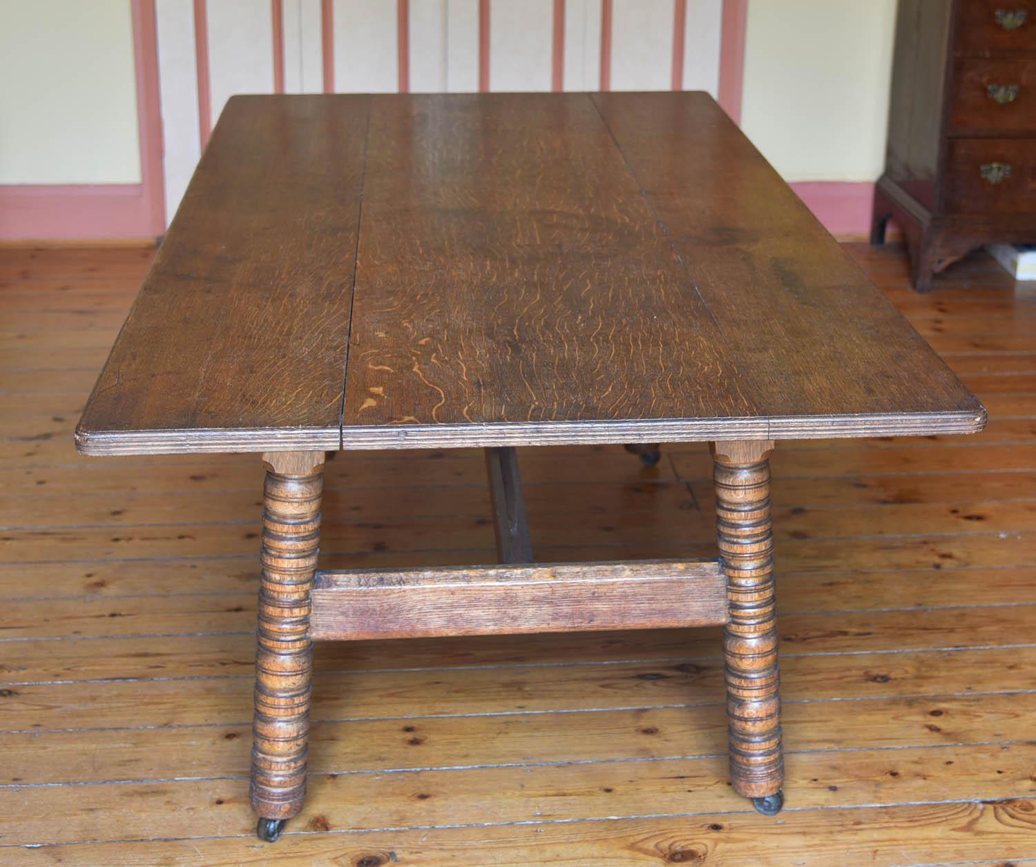 Oak Dining Table by Phillip Webb for Morris & Co., circa 1865-1870 For Sale 1