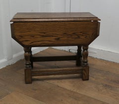 An Oak Joint Stool, Coffee Table  This a good Oak Joint
