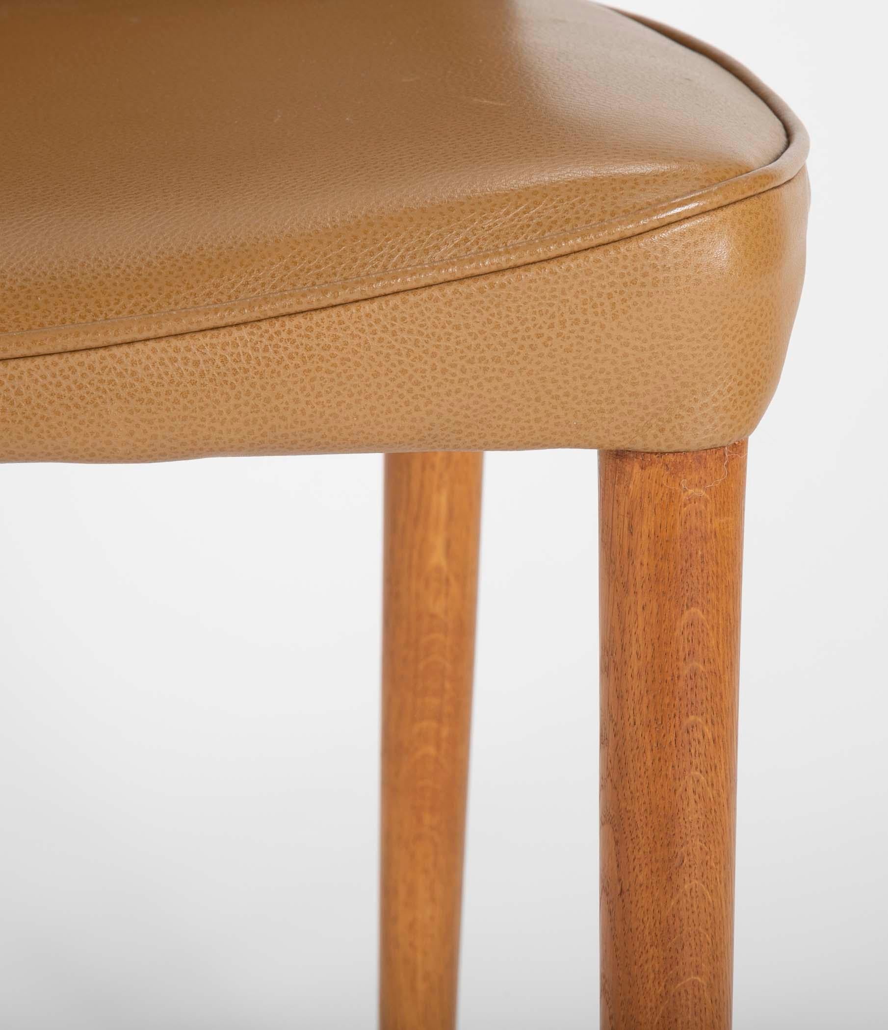 Oak and Leather Upholstered Chair Strongly Attributed to Ludvig Pontoppidan 6