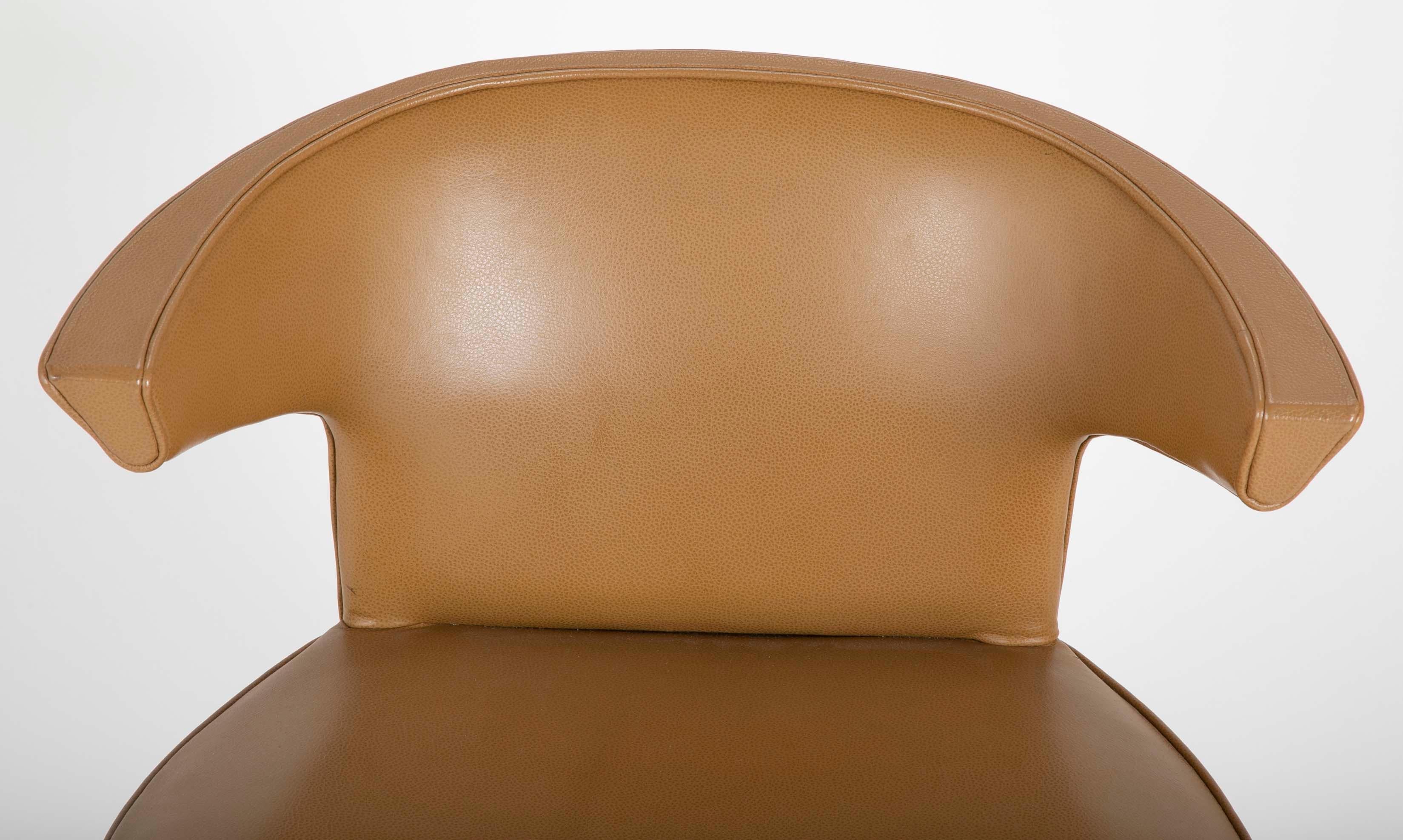 Mid-20th Century Oak and Leather Upholstered Chair Strongly Attributed to Ludvig Pontoppidan