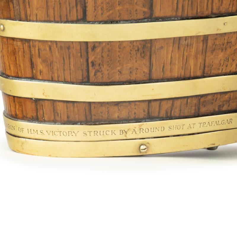 An oak spirit barrel made from H.M.S. Victory timber, 1890 In Good Condition For Sale In Lymington, Hampshire