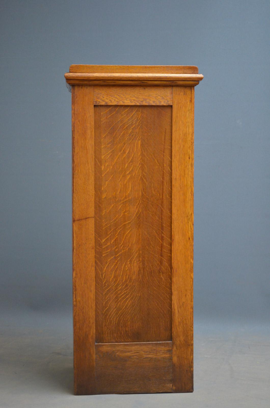 An Oak Tambour Filing Cabinet 3