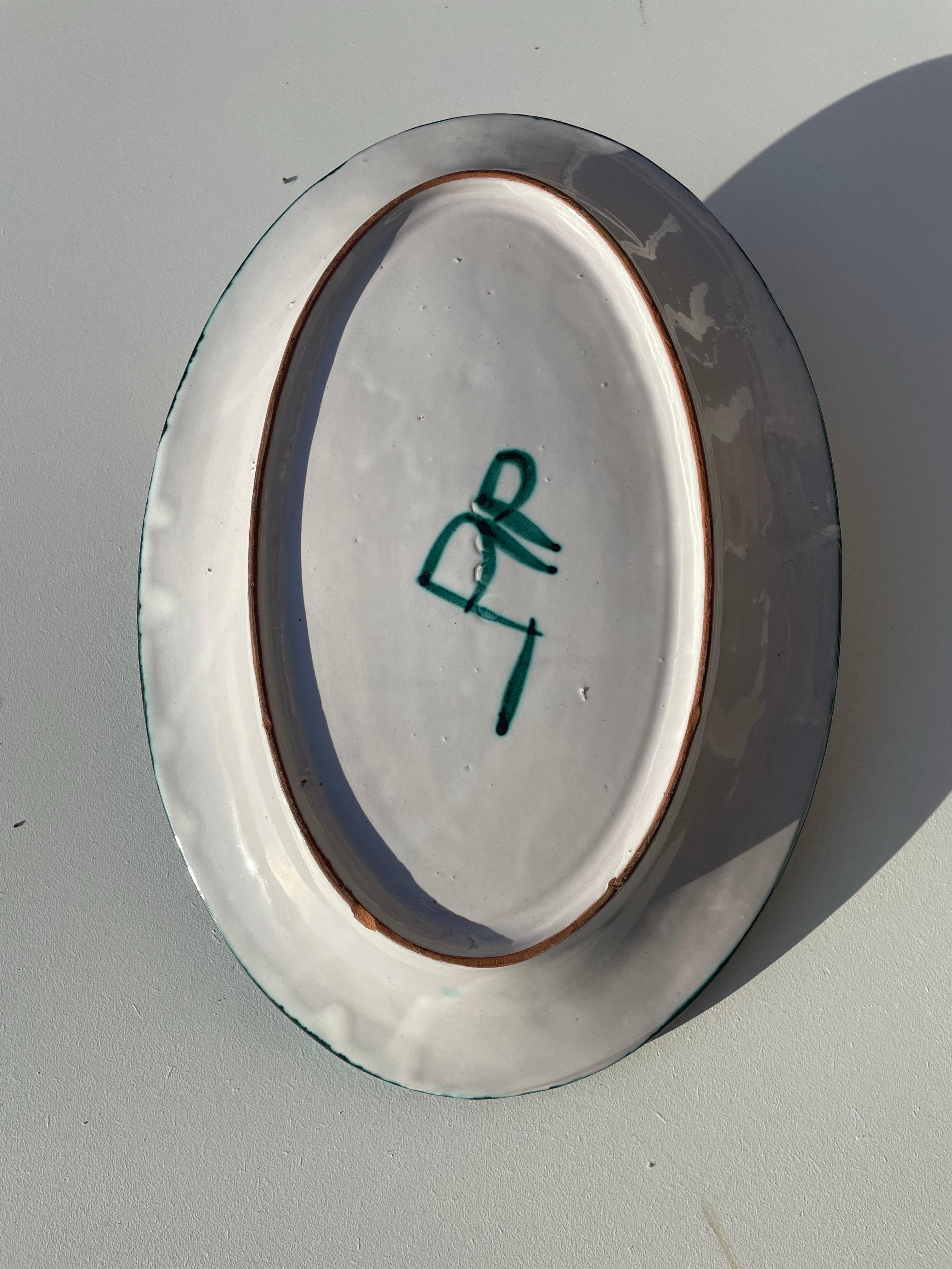 An oblong glazed ceramic platter  Robert Picault - France - 1950s Cerámico en venta