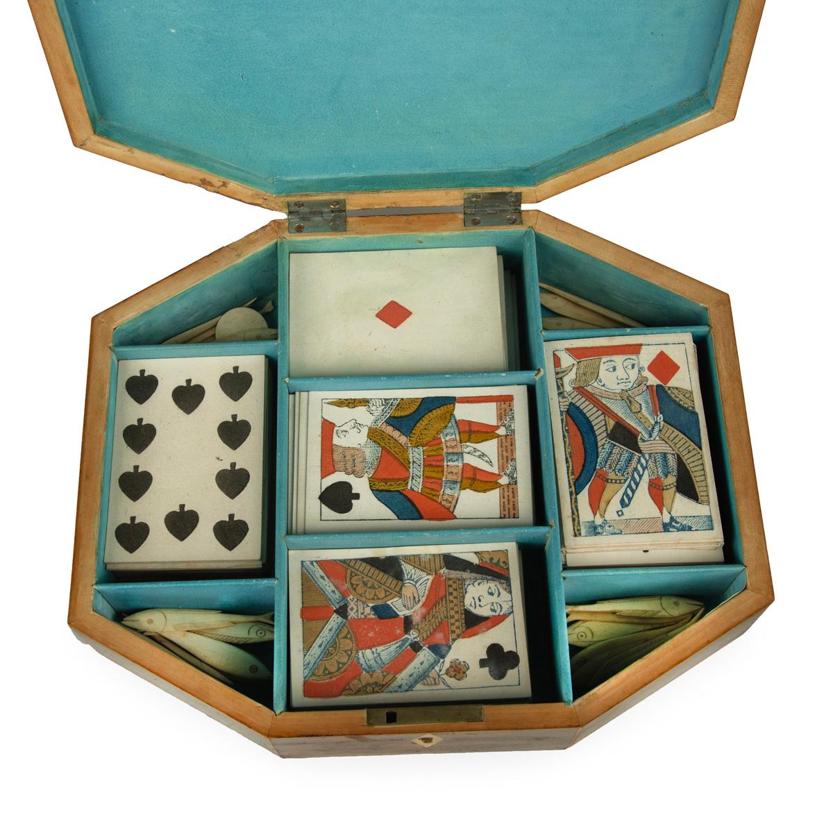 An octagonal Regency rosewood card box 2