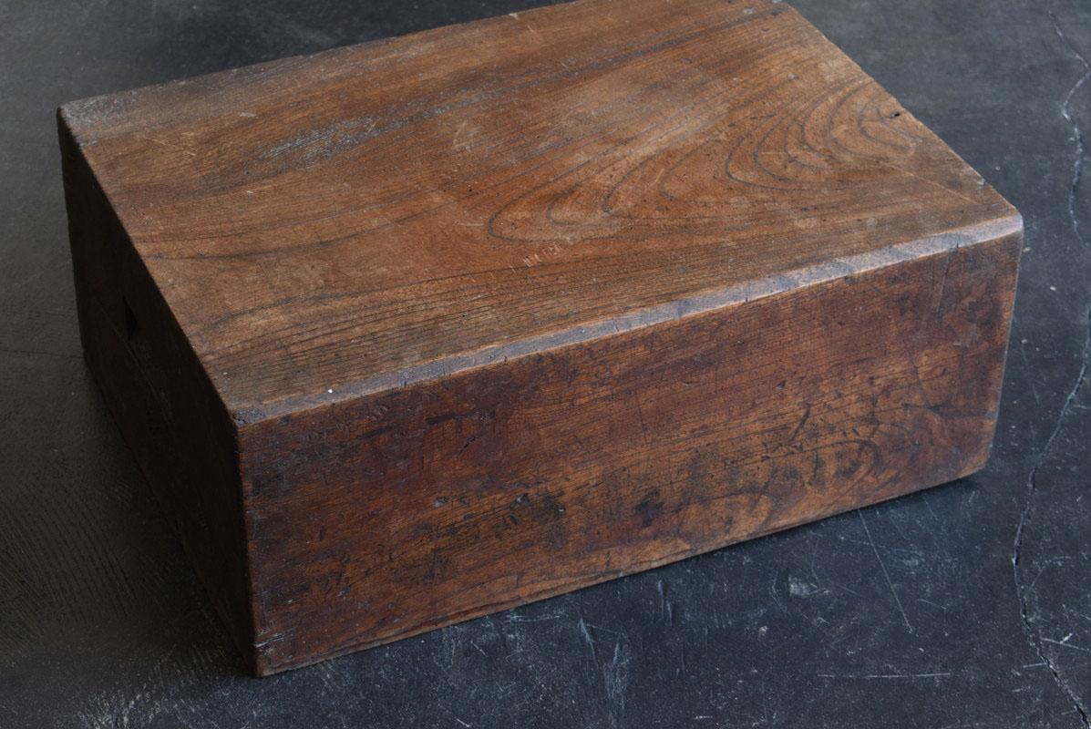 Elm Old Japanese Wooden Workbench Used by Craftsmen / Stool / Wood Block