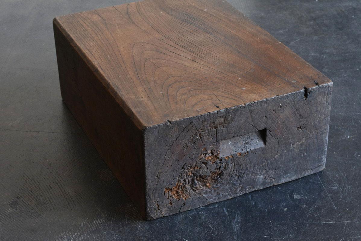 Old Japanese Wooden Workbench Used by Craftsmen / Stool / Wood Block 1