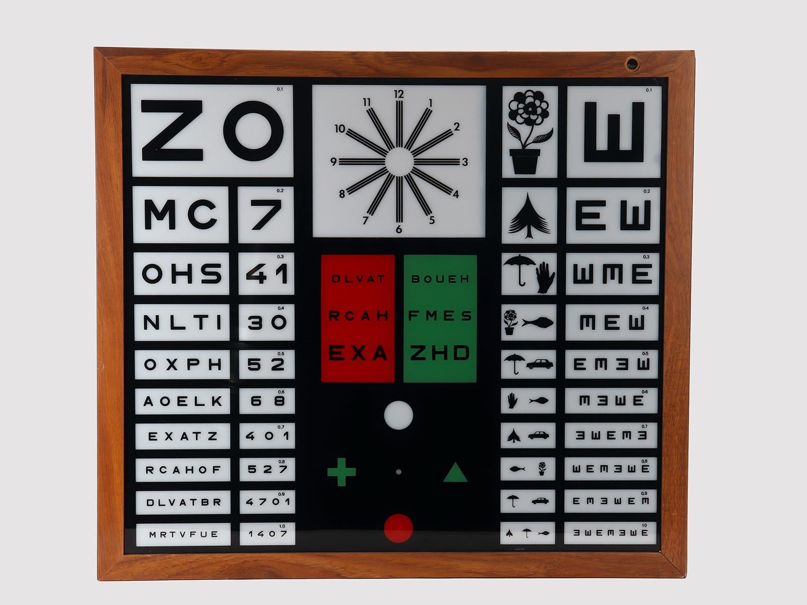 Italian An old ophtalmology device, Italy 1950. For Sale