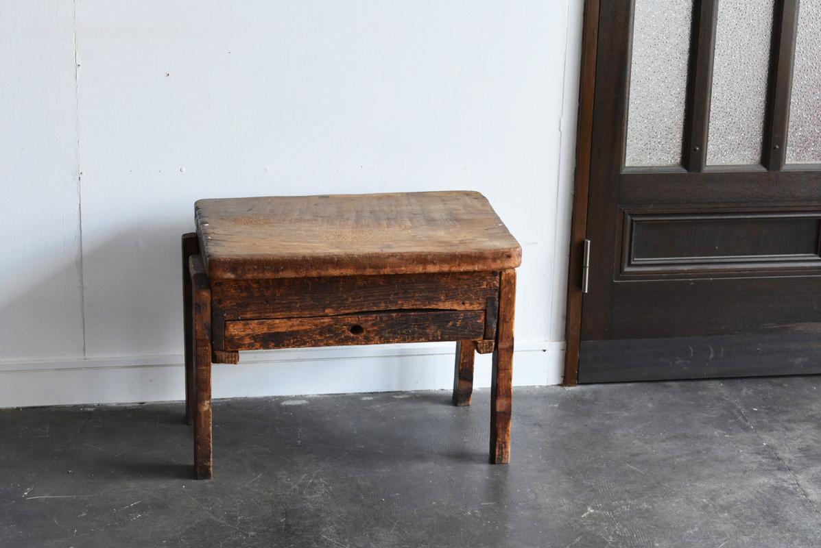 Old Stand Used in a Factory in the Showa Period in Japan / Industrial Chair 11