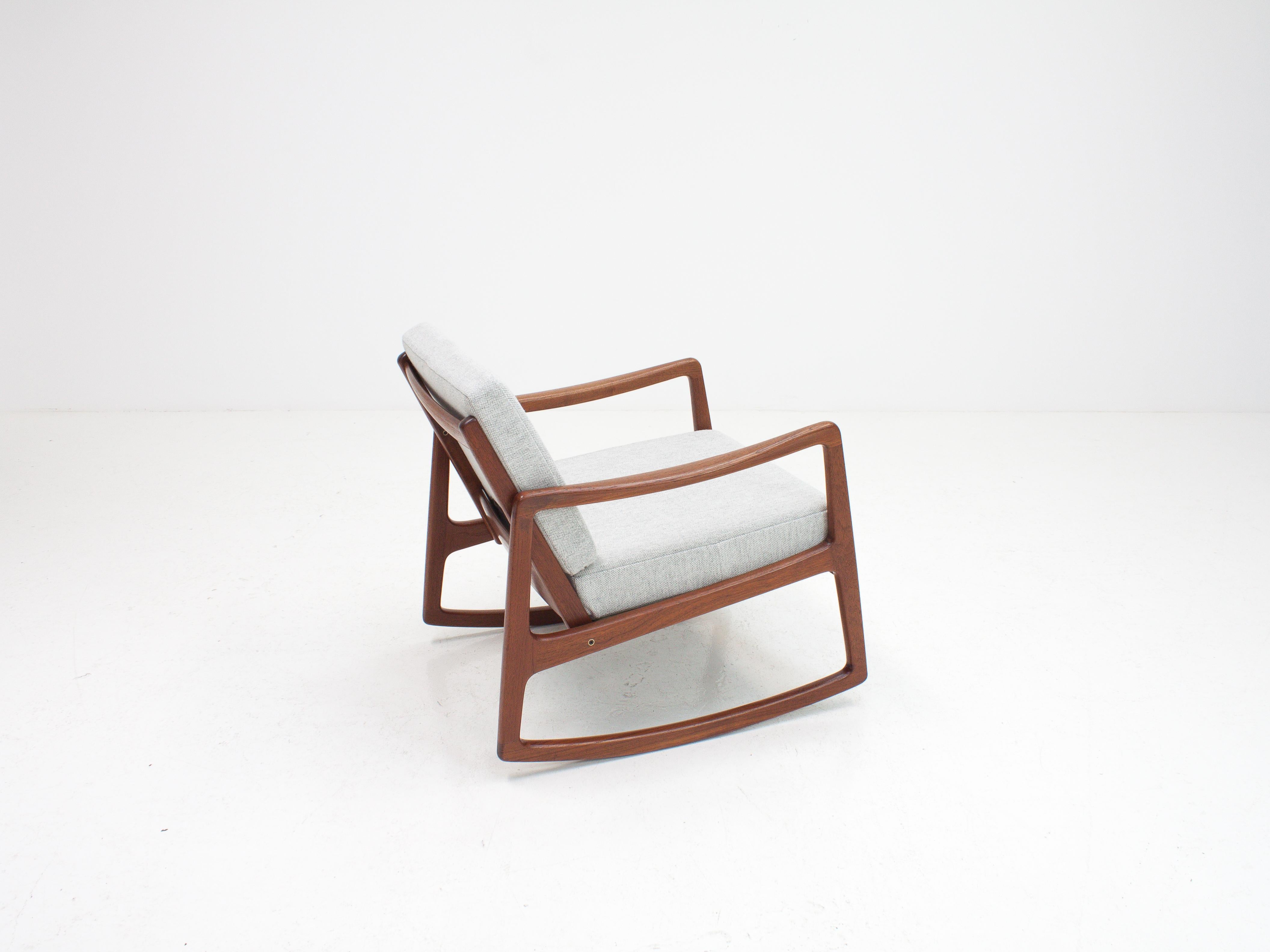 Mid-Century Modern Ole Wanscher Model 120 Teak Rocking Chair for France & Son, Denmark, 1960s