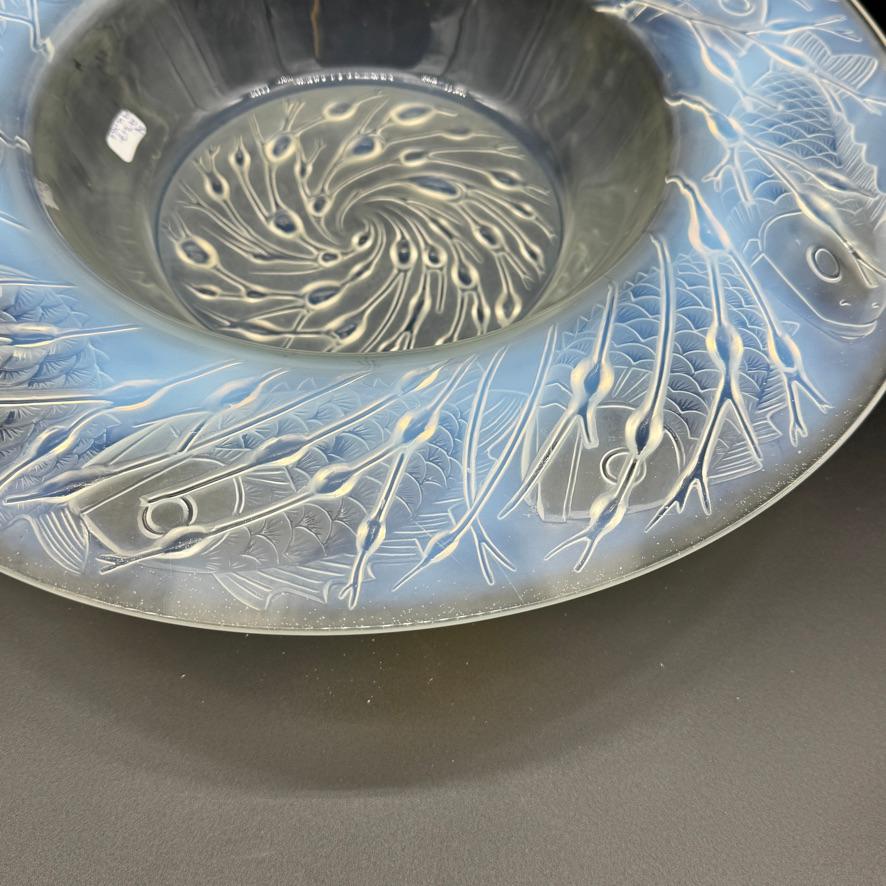 French An Opalescent Glass Bowl Anvers By R.Lalique For Sale
