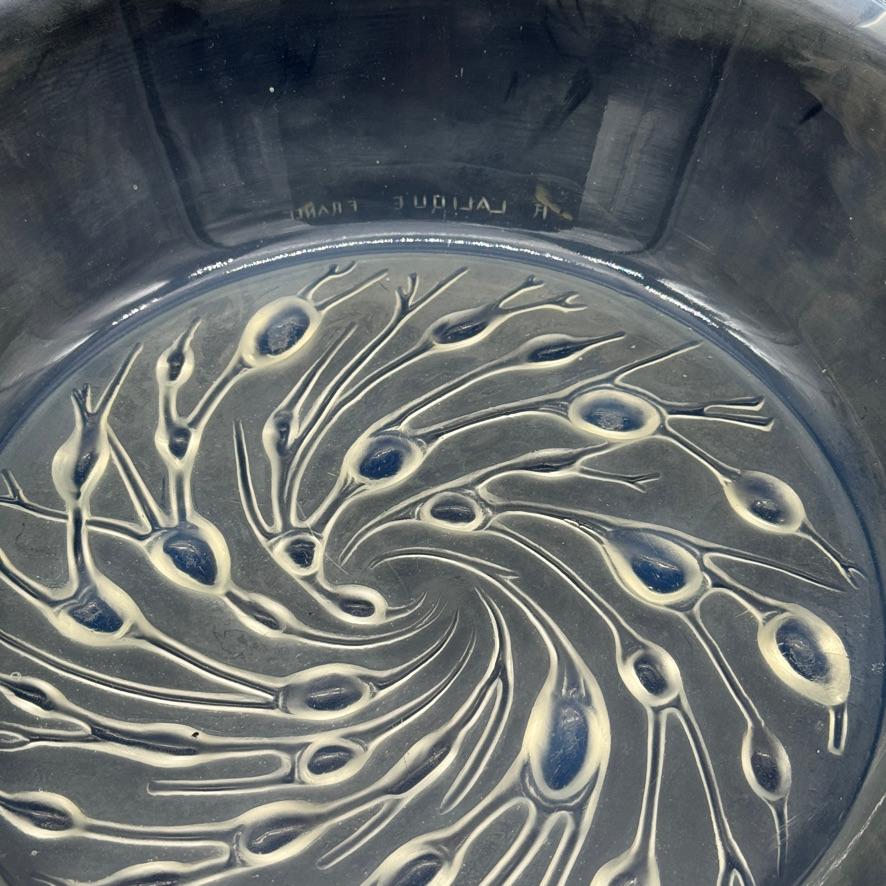 Molded An Opalescent Glass Bowl Anvers By R.Lalique For Sale