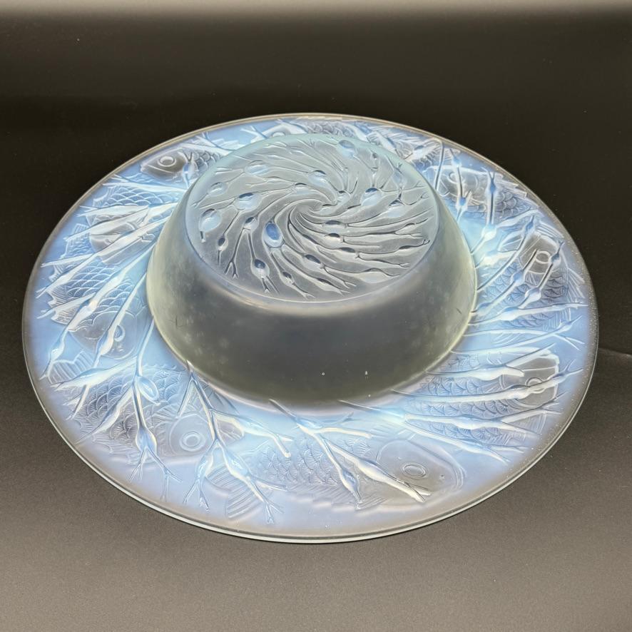 Mid-20th Century An Opalescent Glass Bowl Anvers By R.Lalique For Sale