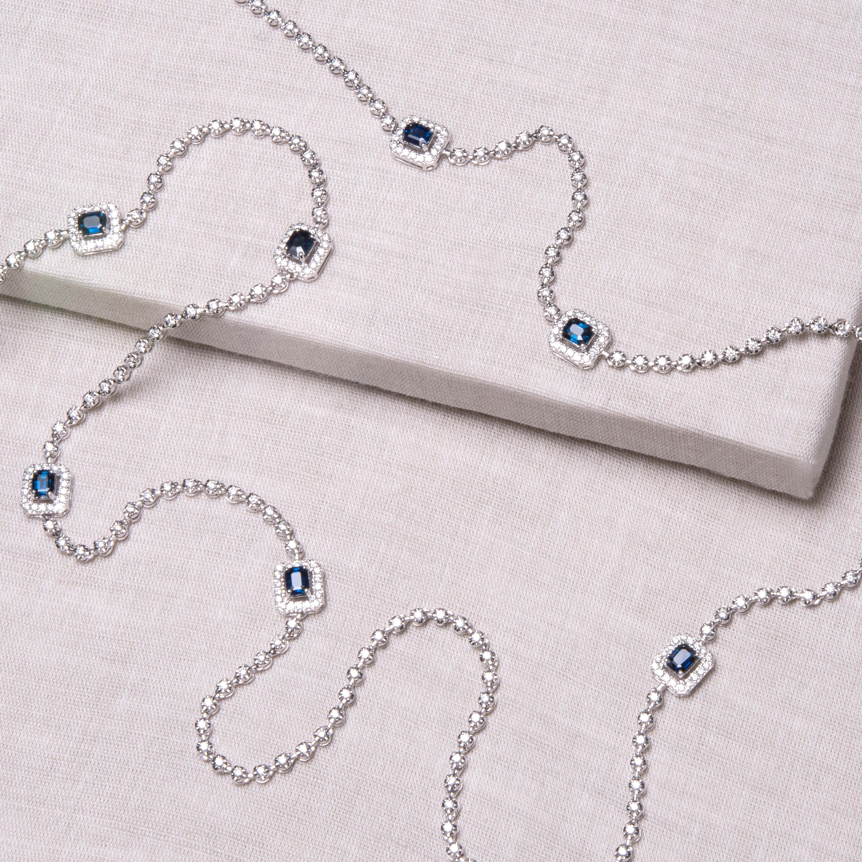 Diamond and Sapphire Necklace, 18 Karat White Gold In New Condition For Sale In Singapore, SG