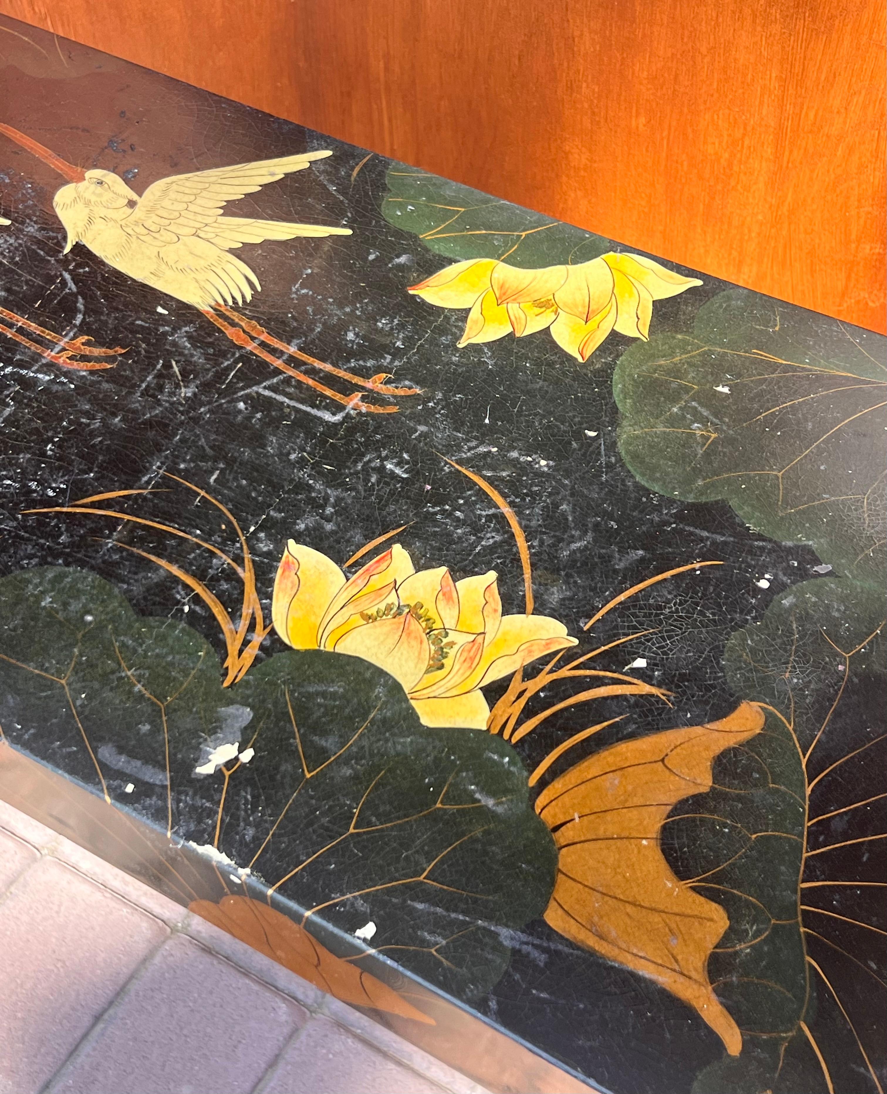 Wood An oriental lacquered console table, 20th century For Sale
