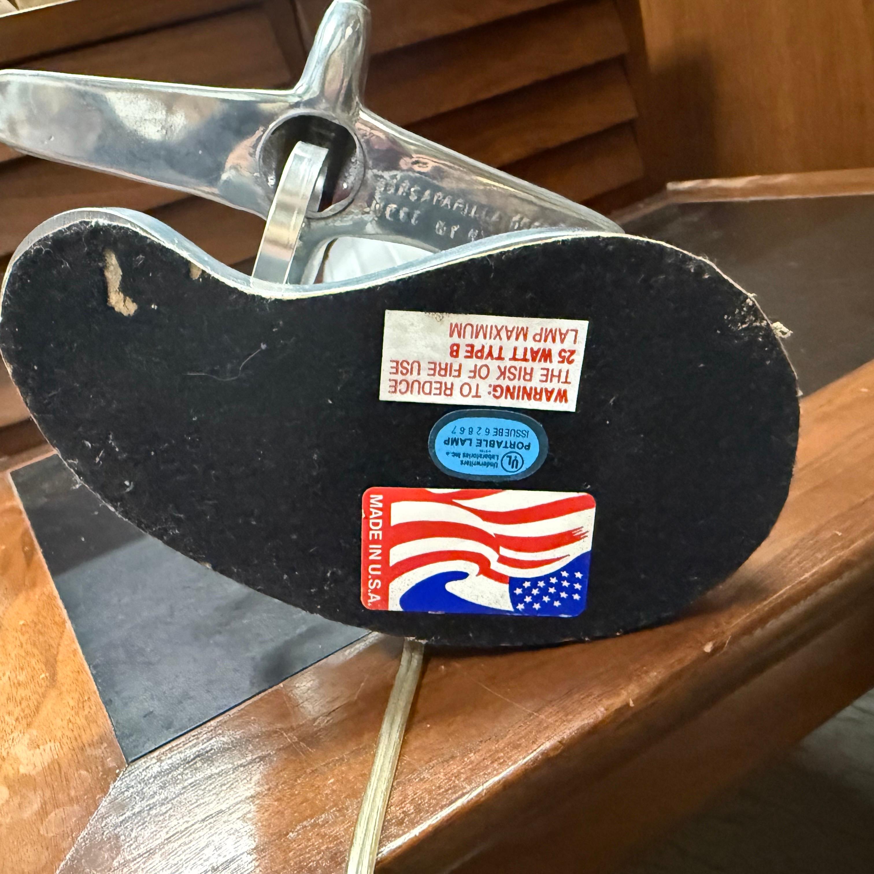 Une lampe d'avion originale de la Sarsaparilla Company of Ny en vente 8