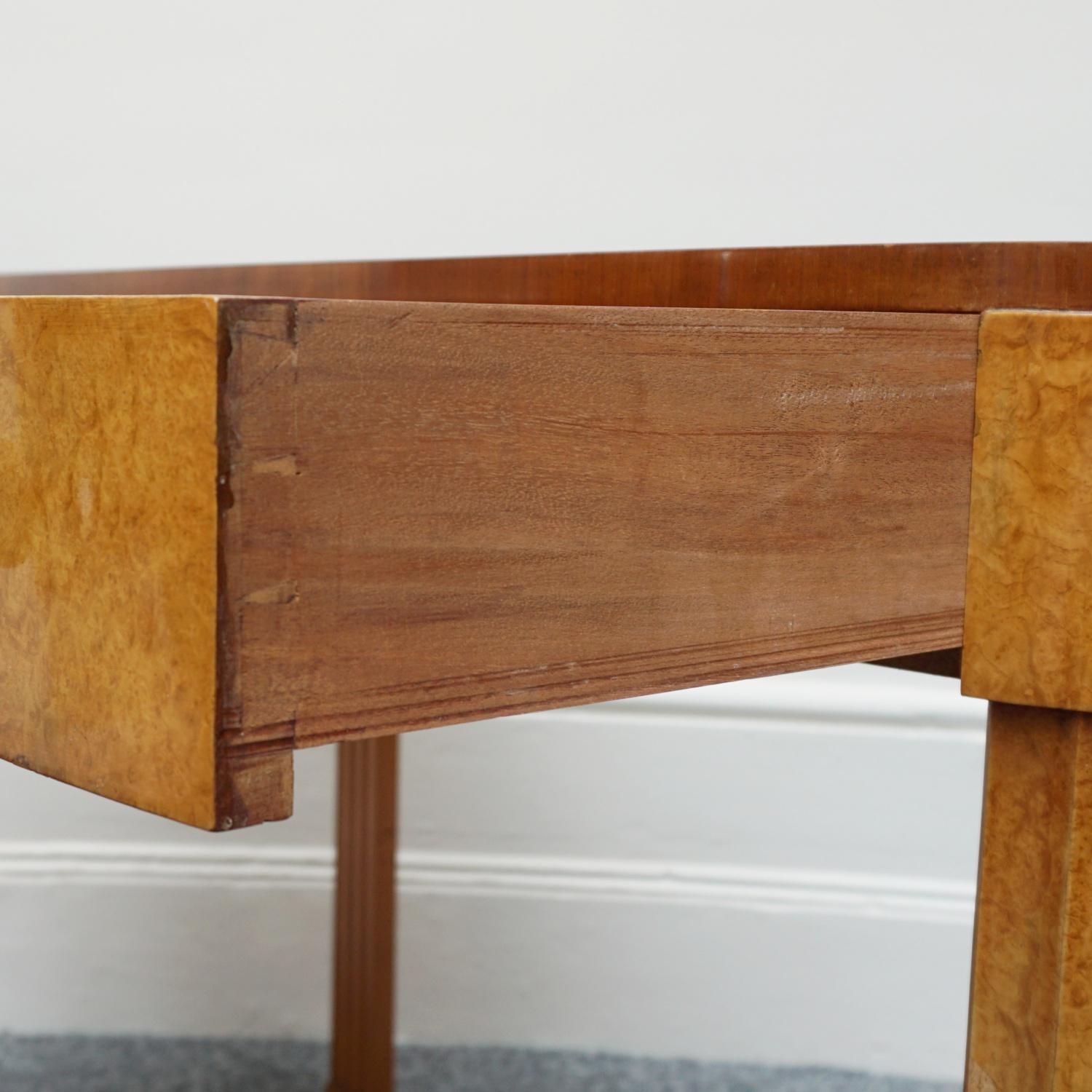 Original Art Deco Sideboard/Console Table in Burr and Figured Walnut For Sale 7