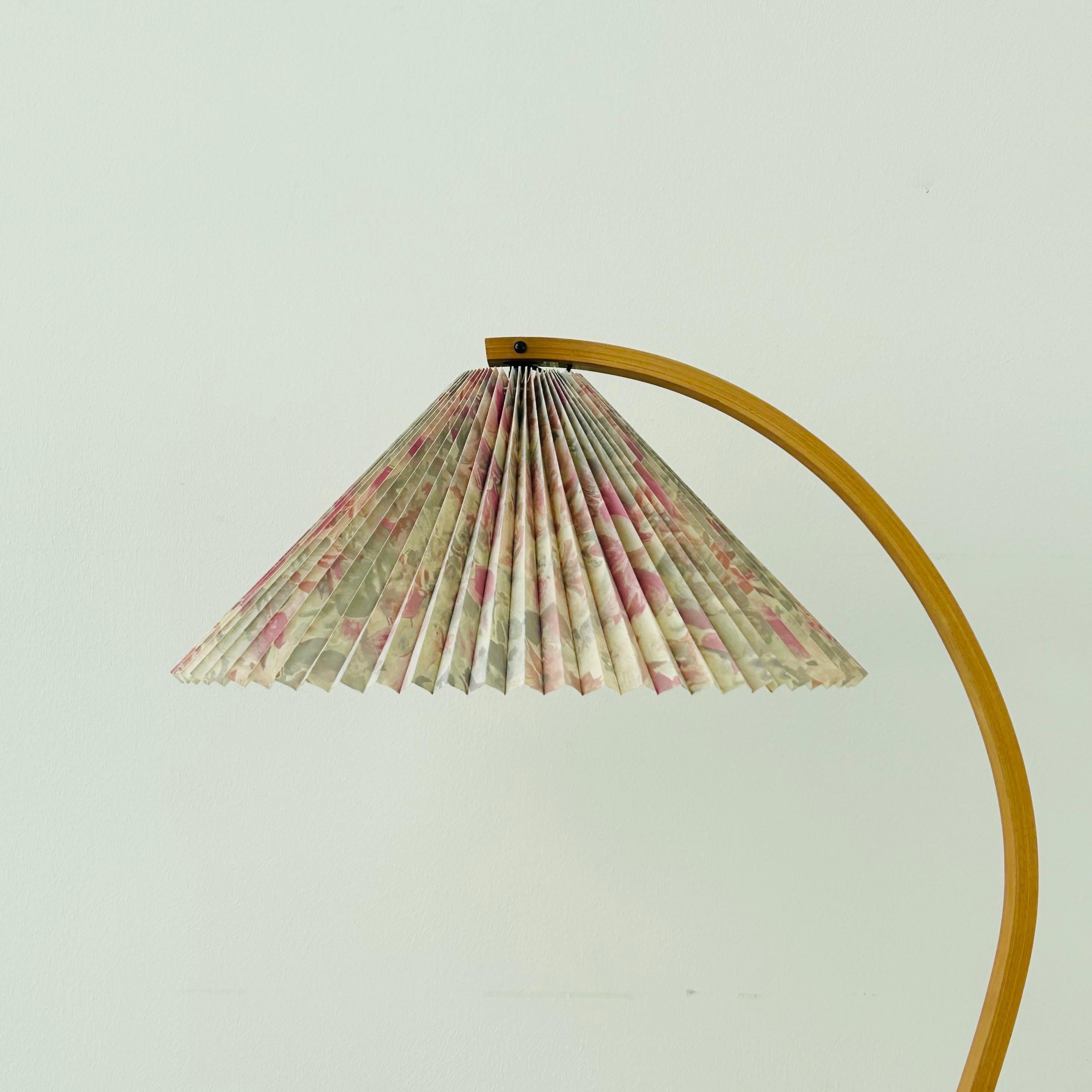 Originale dänische Caprani-Stehlampe, 1970er-Jahre, Dänemark (Metall) im Angebot