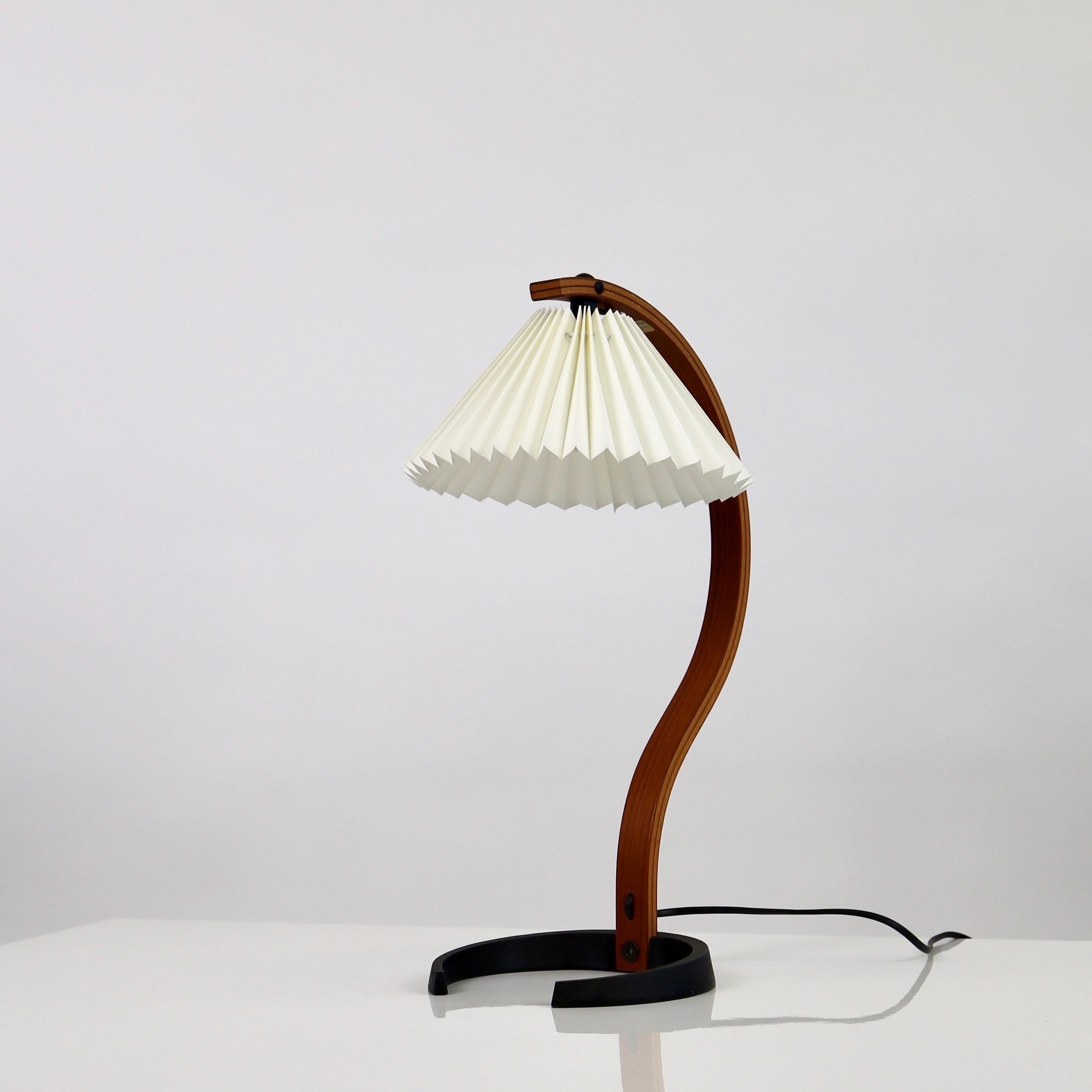 An Original Danish Teak wood Caprani Desk Lamp, 1970s, Denmark For Sale 5