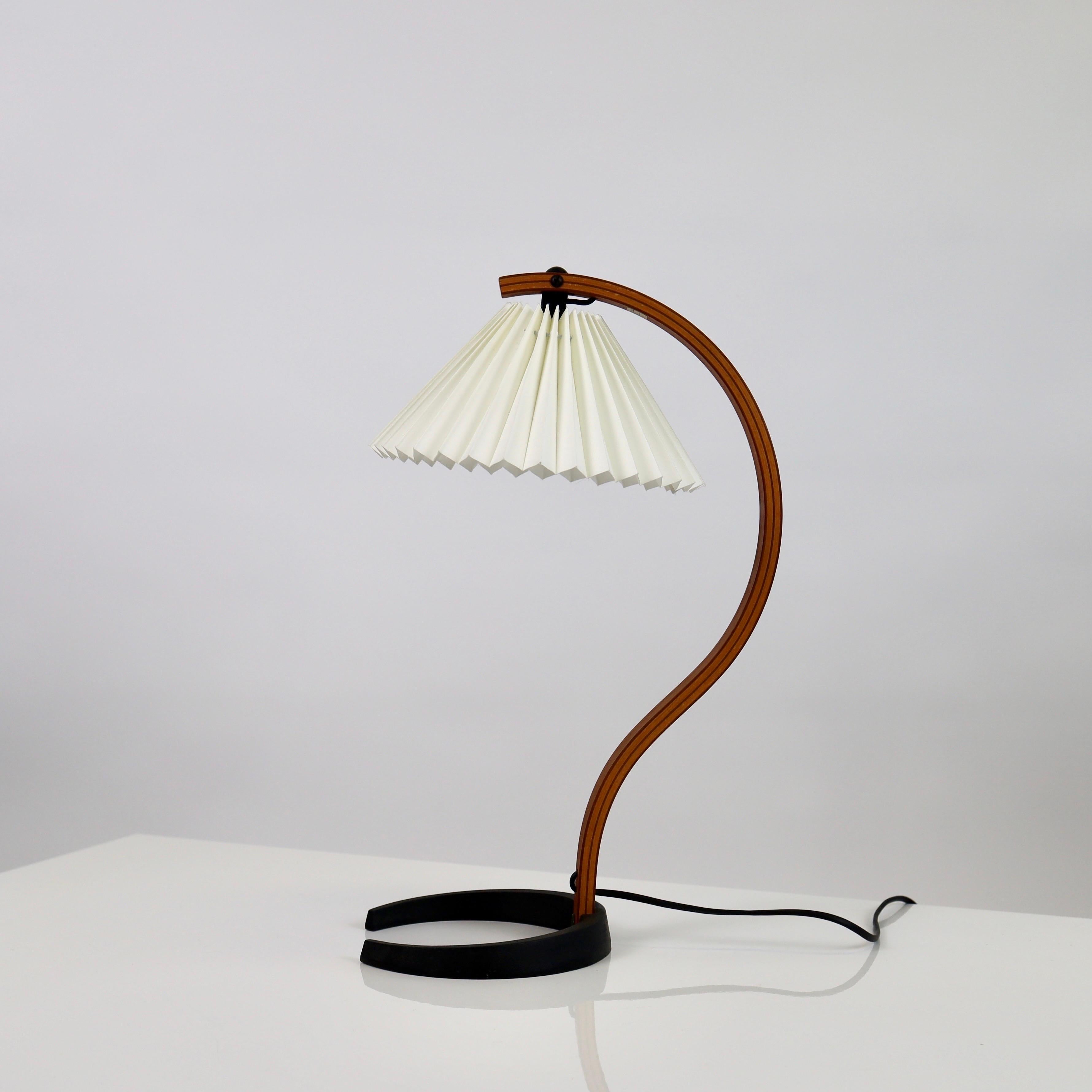 caprani table lamp