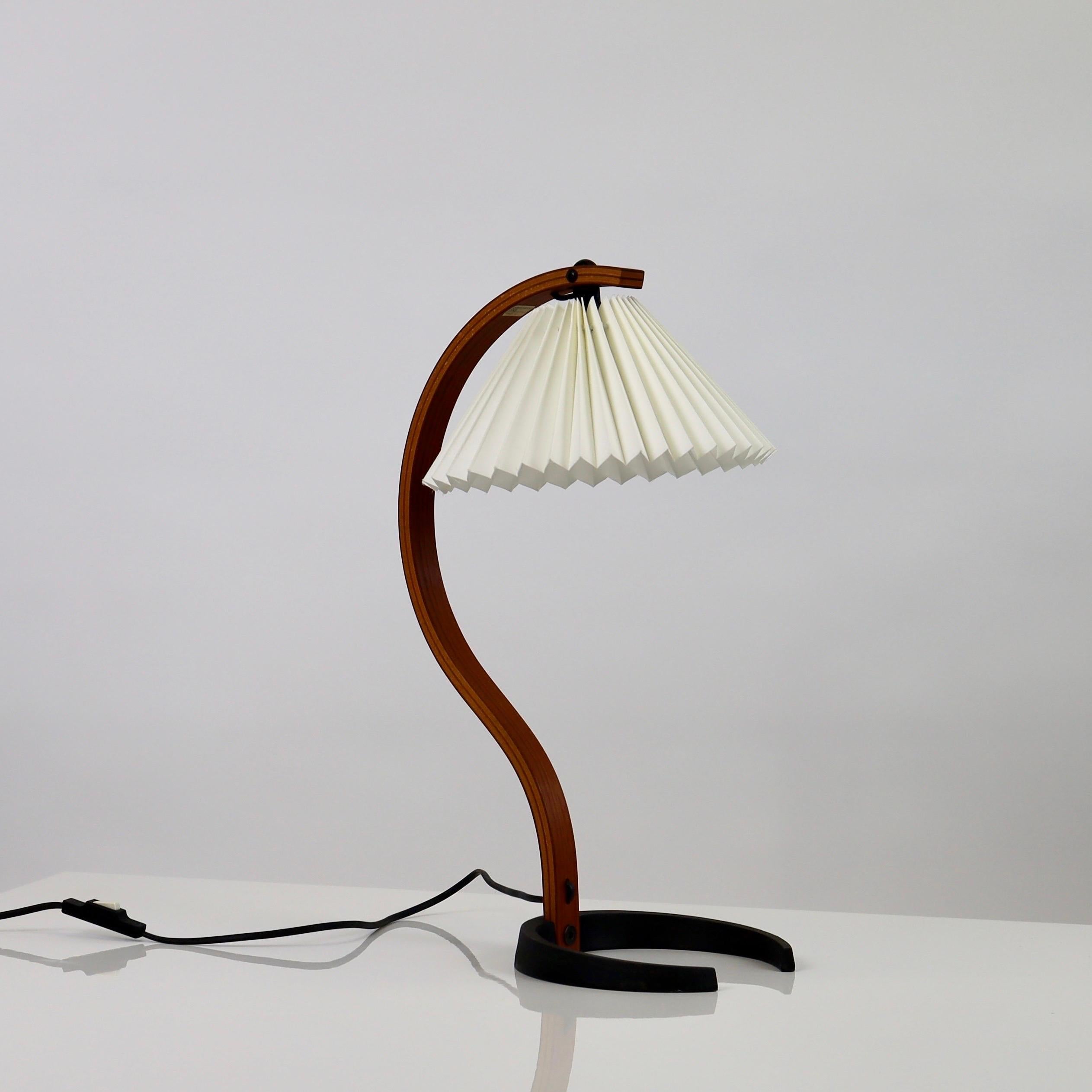 An Original Danish Teak wood Caprani Desk Lamp, 1970s, Denmark For Sale 1