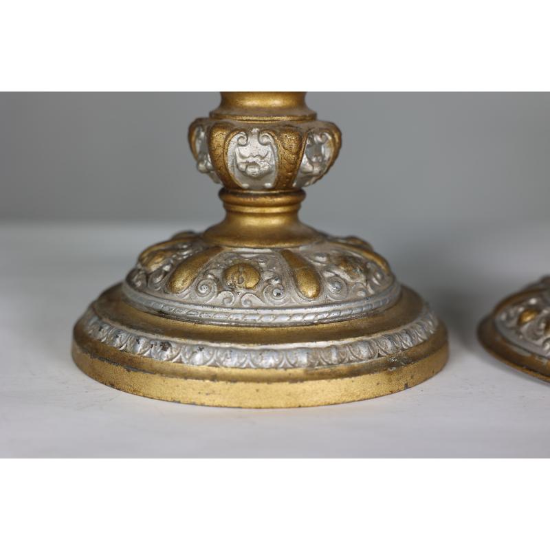 An original French Rococo style cast alloy and over painted oil lamp For Sale 5