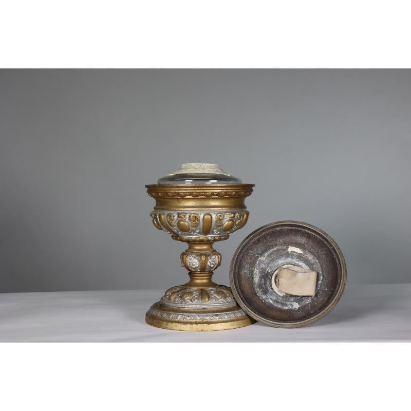 Victorian An original French Rococo style cast alloy and over painted oil lamp For Sale