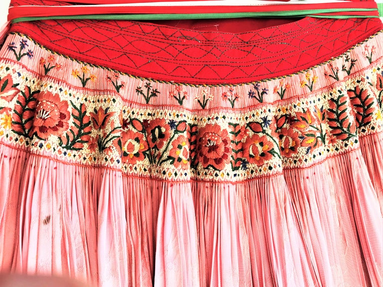Hungarian Vintage Embroidered Skirt スカート Hungarian Vintage