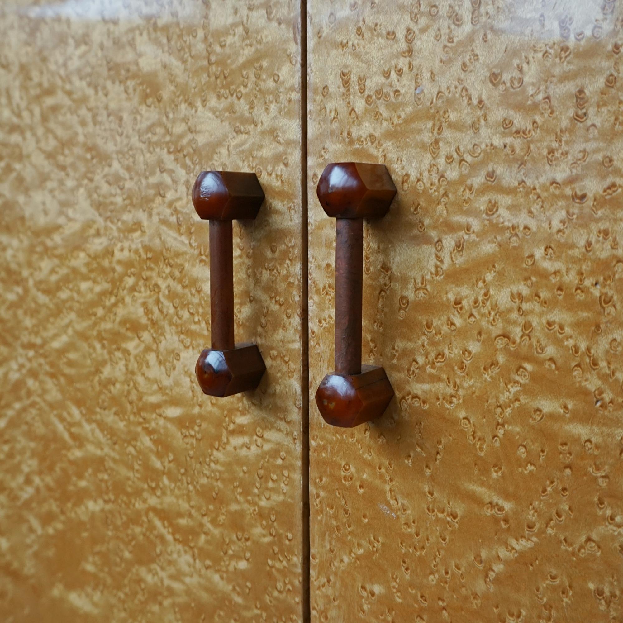 An Original Pair of Art Deco Birdseye Maple Side Cabinets In Good Condition For Sale In Forest Row, East Sussex