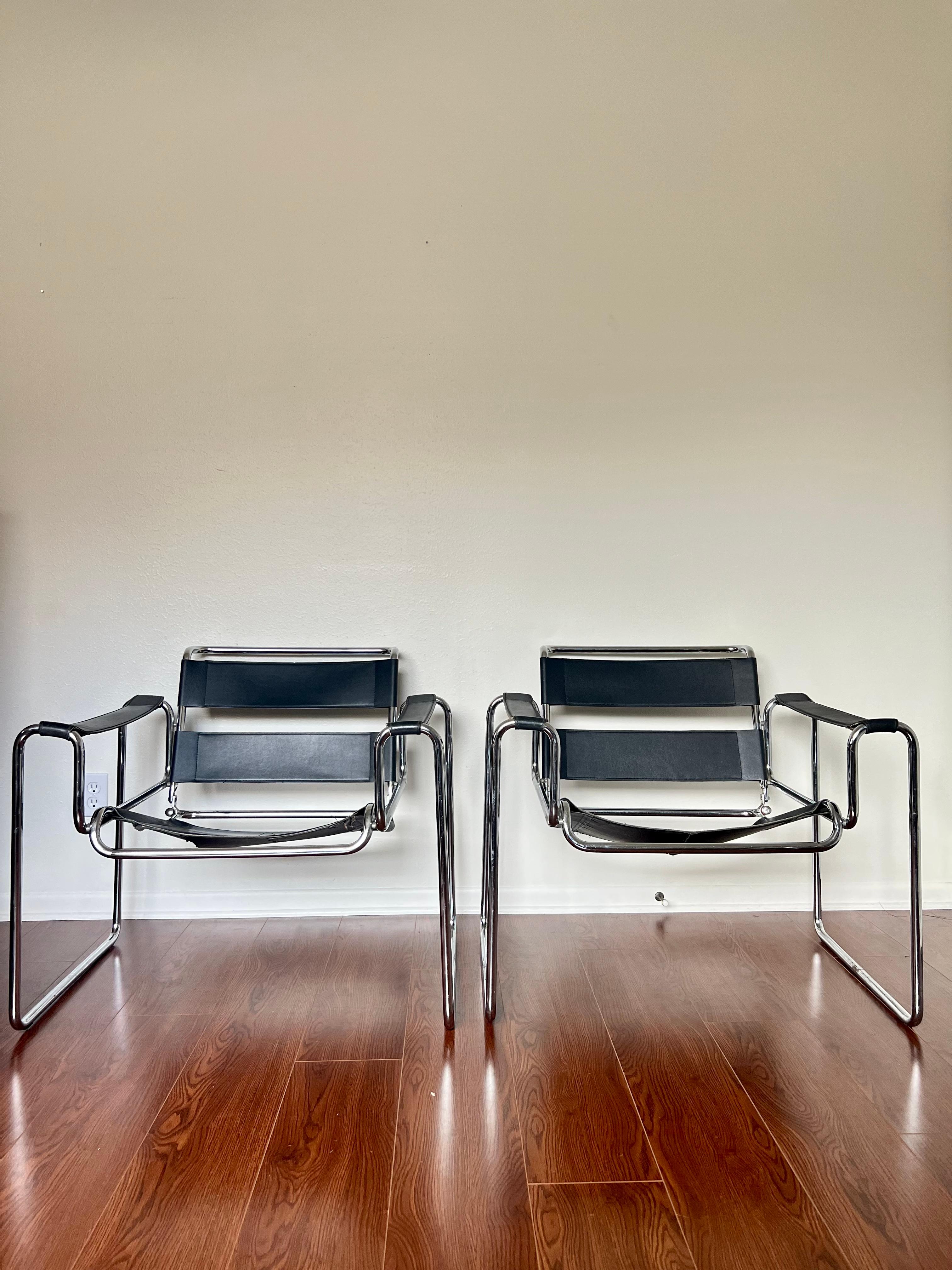 Late 20th Century Original Pair of Mid-Century Modern Chrome Black Leather Wassily Style Chairs