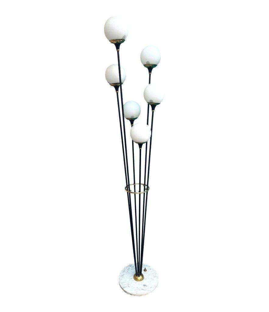 Original Stilnovo Stehlampe aus den 1950er Jahren, schwarzer Lack und Messing mit sechs Leuchten im Angebot 5