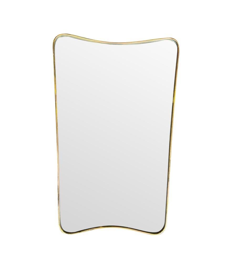 An orignal Italian 1950s brass shield mirror attributed to Gio Ponti For Sale 3