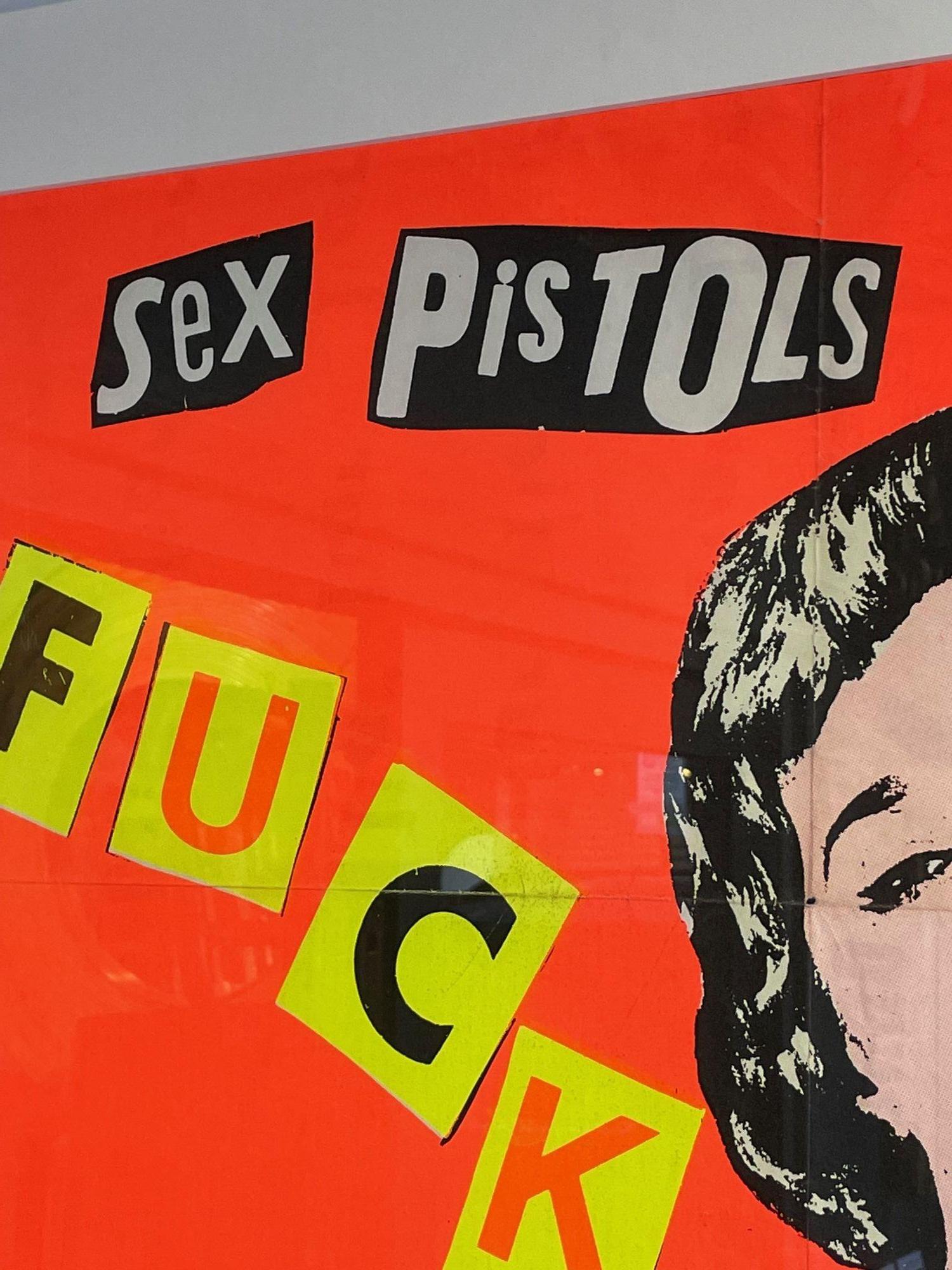 Ein ovales Sex Pistols-Seidenlithographieplakat „Fuck Forever“ von Jamie Reid 7